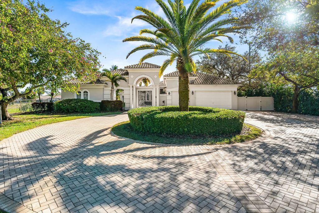 Photo of 4413 Cycad Lane, Boynton Beach, FL 33436 (MLS # R11166555)