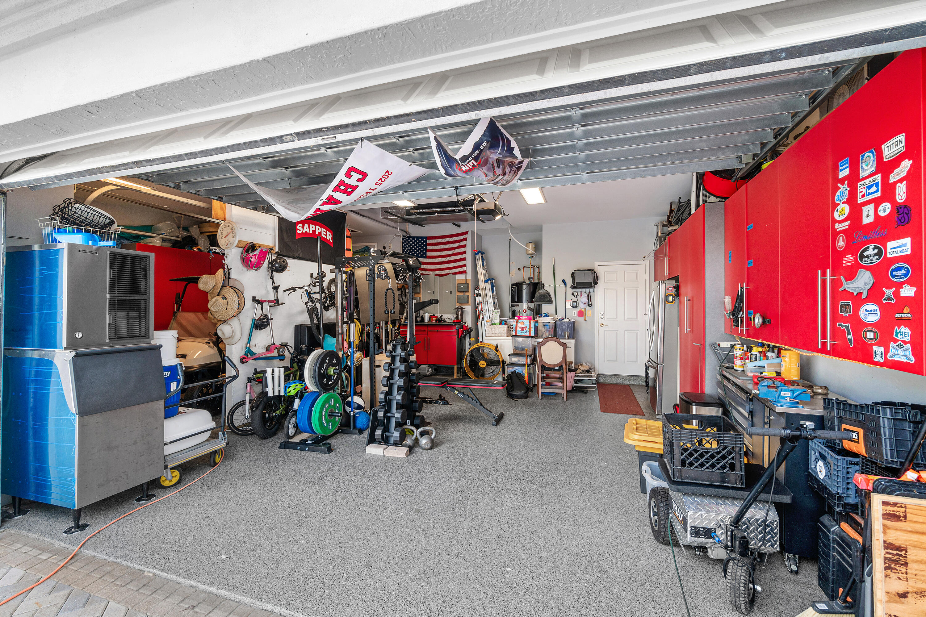 CYPRESS CREEK - Residential