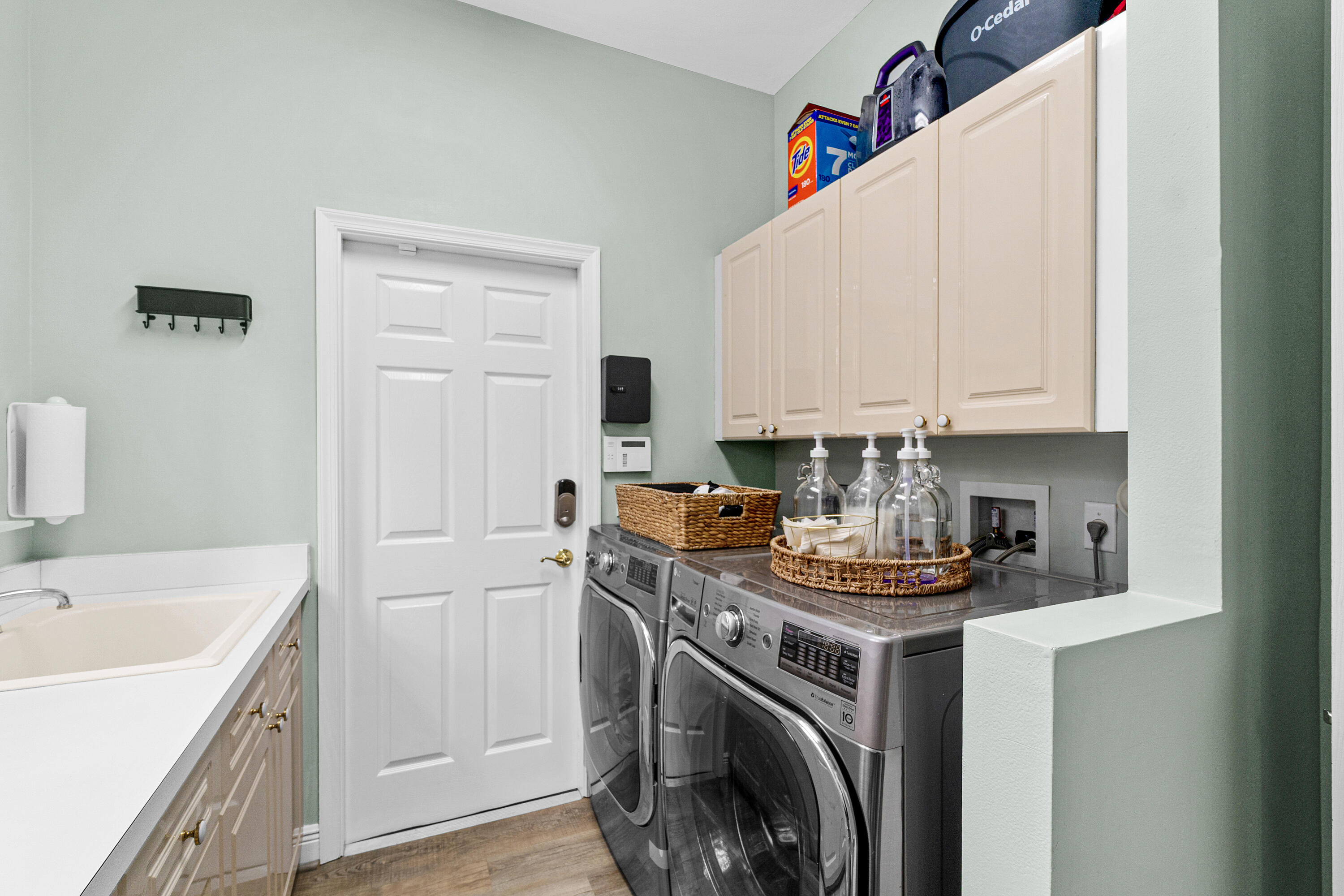 CYPRESS CREEK - Residential