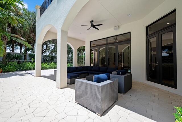 THE OAKS AT BOCA RATON - Residential