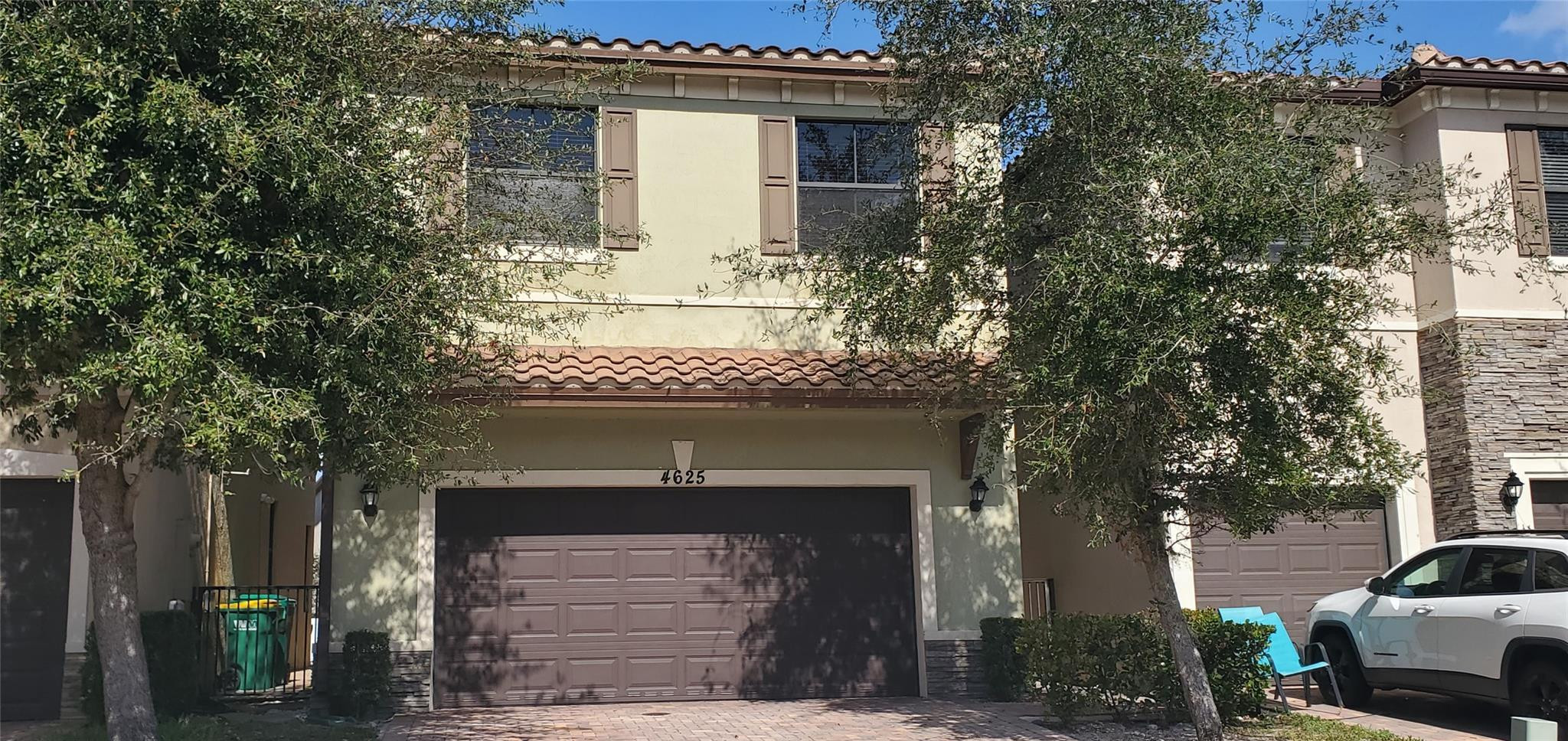 Sabal Palm By Prestige 17 - Residential Lease