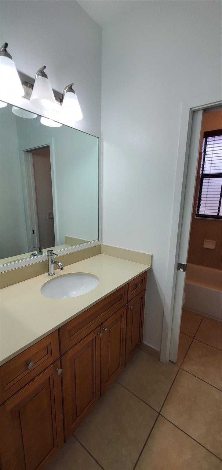 Sabal Palm By Prestige 17 - Residential Lease