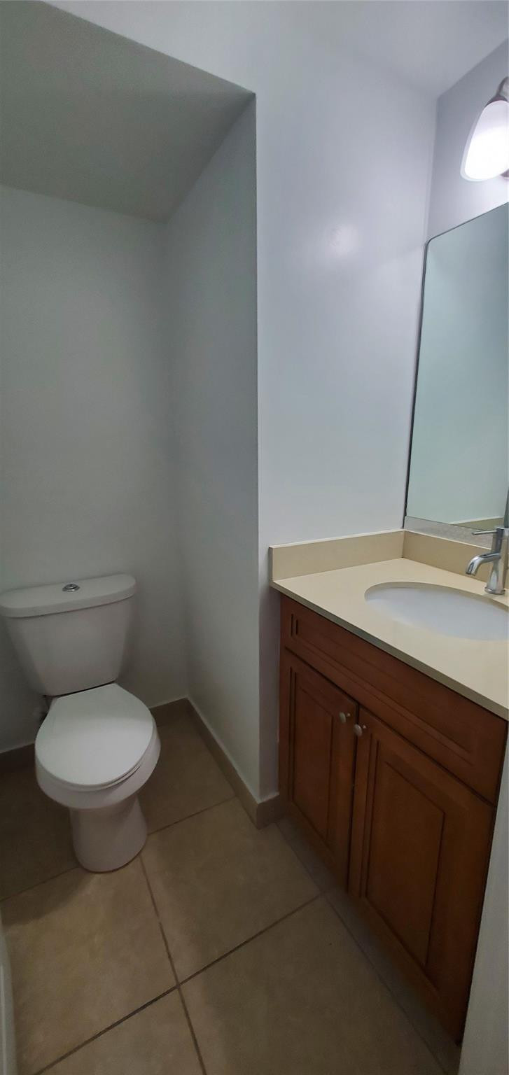 Sabal Palm By Prestige 17 - Residential Lease