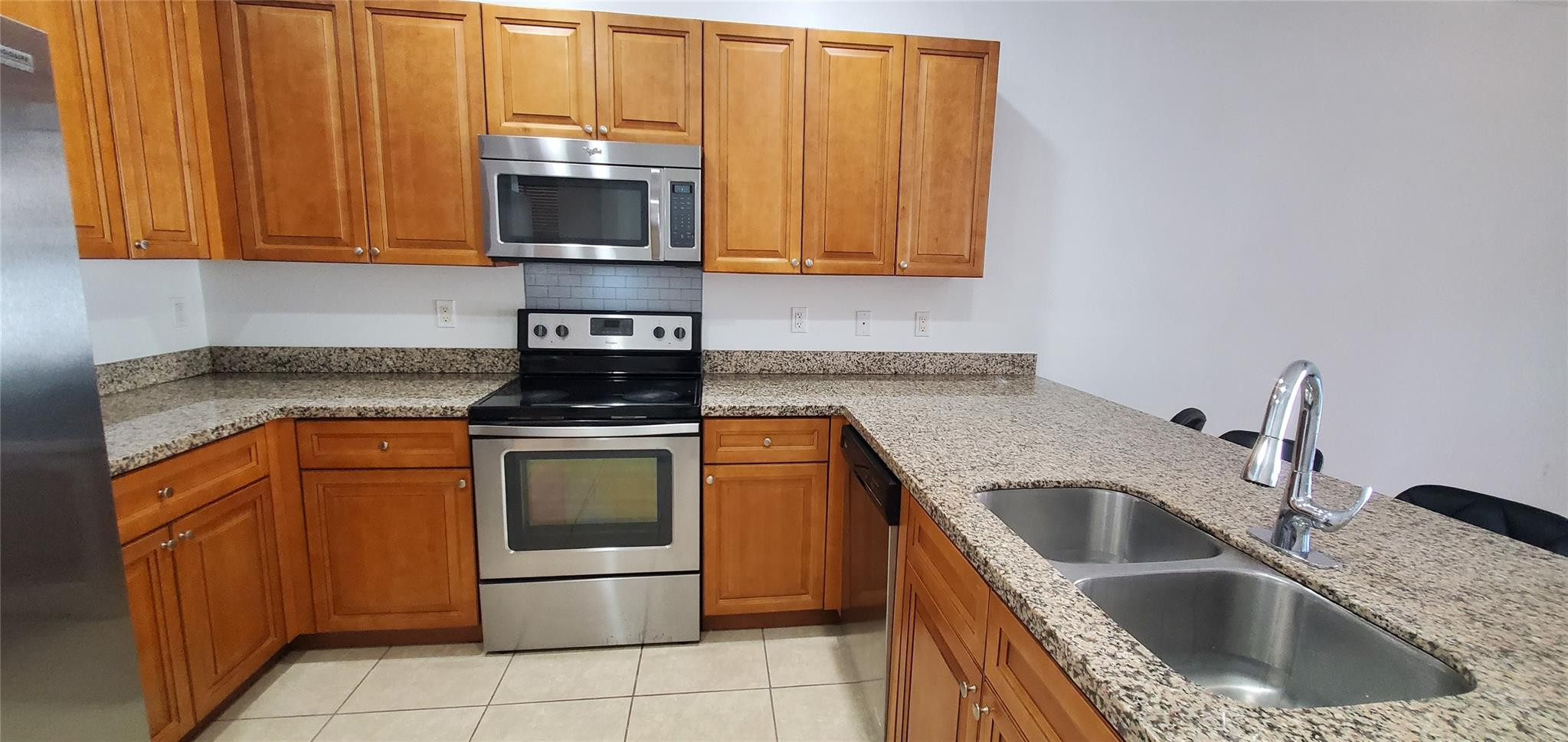 Sabal Palm By Prestige 17 - Residential Lease