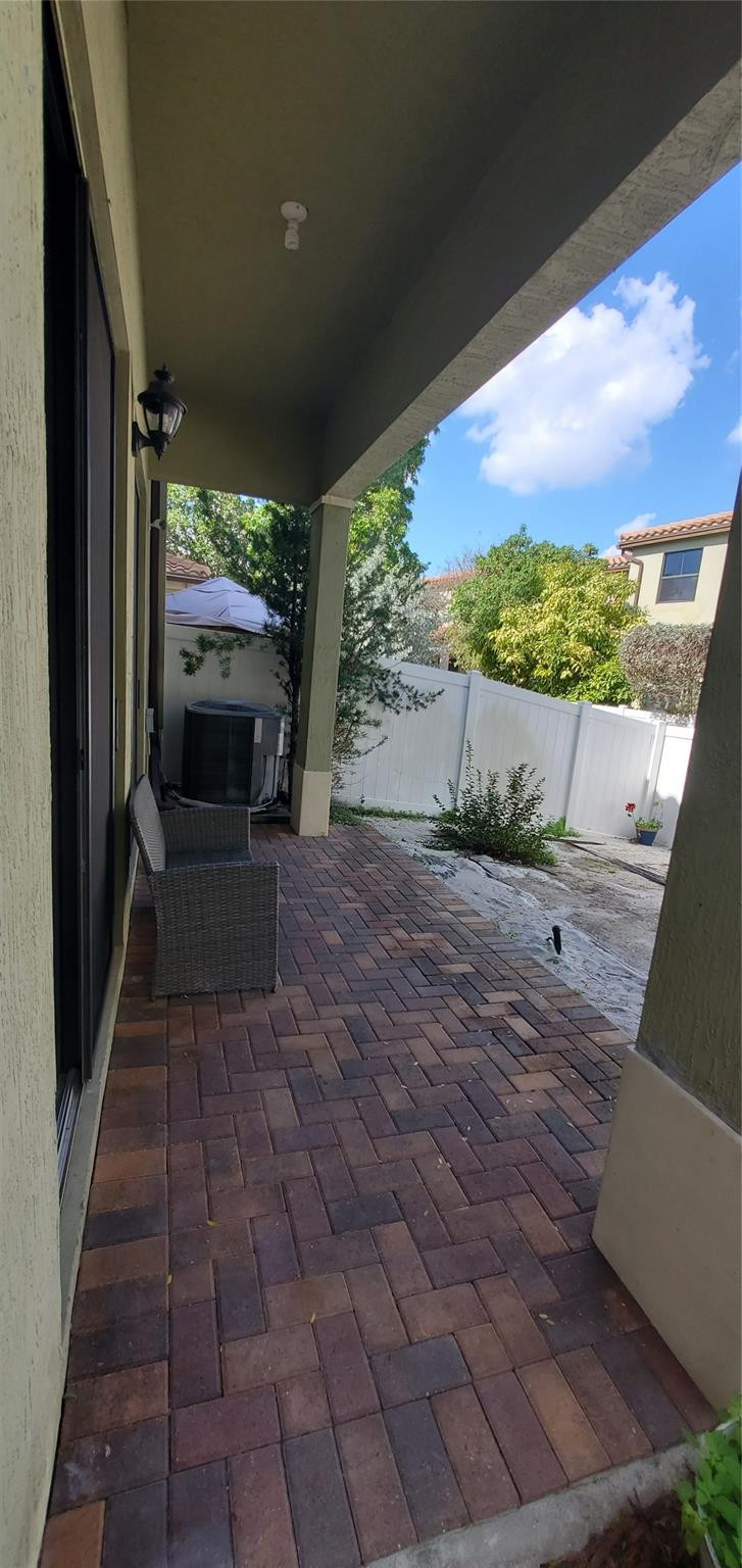 Sabal Palm By Prestige 17 - Residential Lease