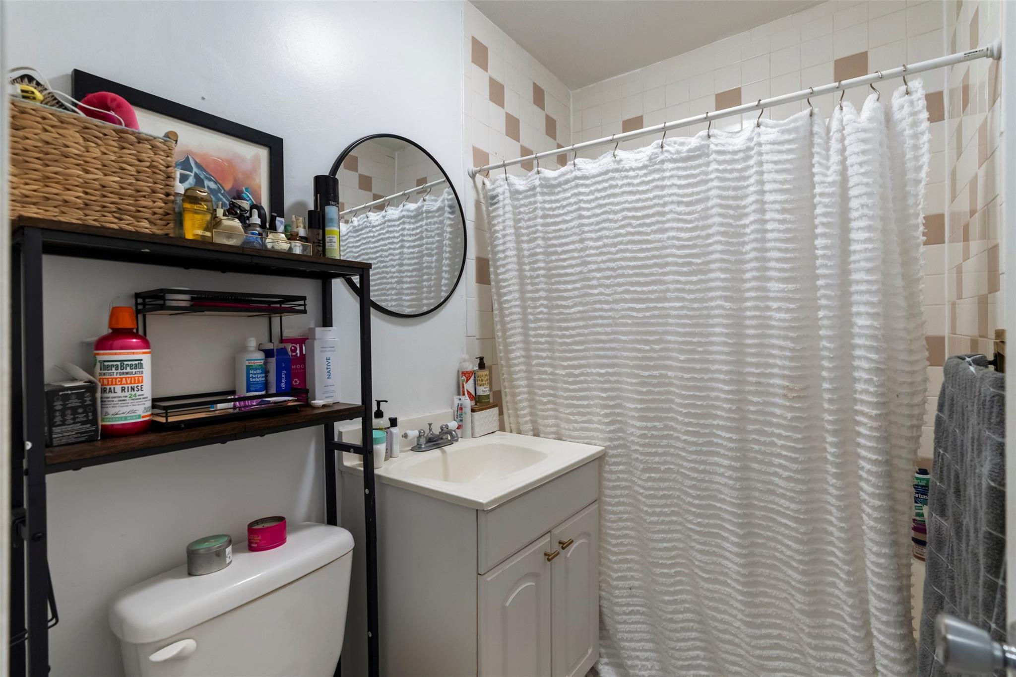 Holmberg & Mc Kees Sub 1- - Residential Lease