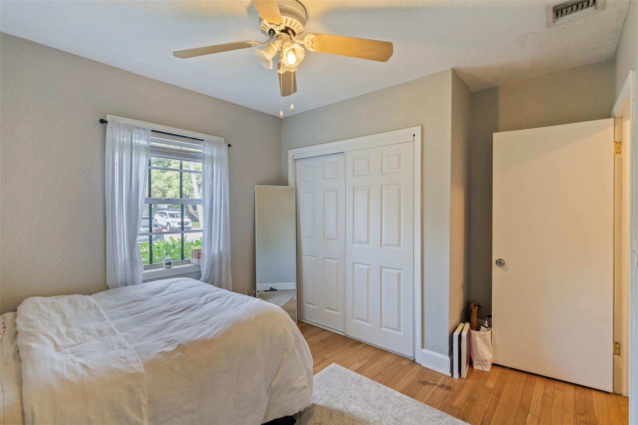 Holmberg & Mc Kees Sub 1- - Residential Lease