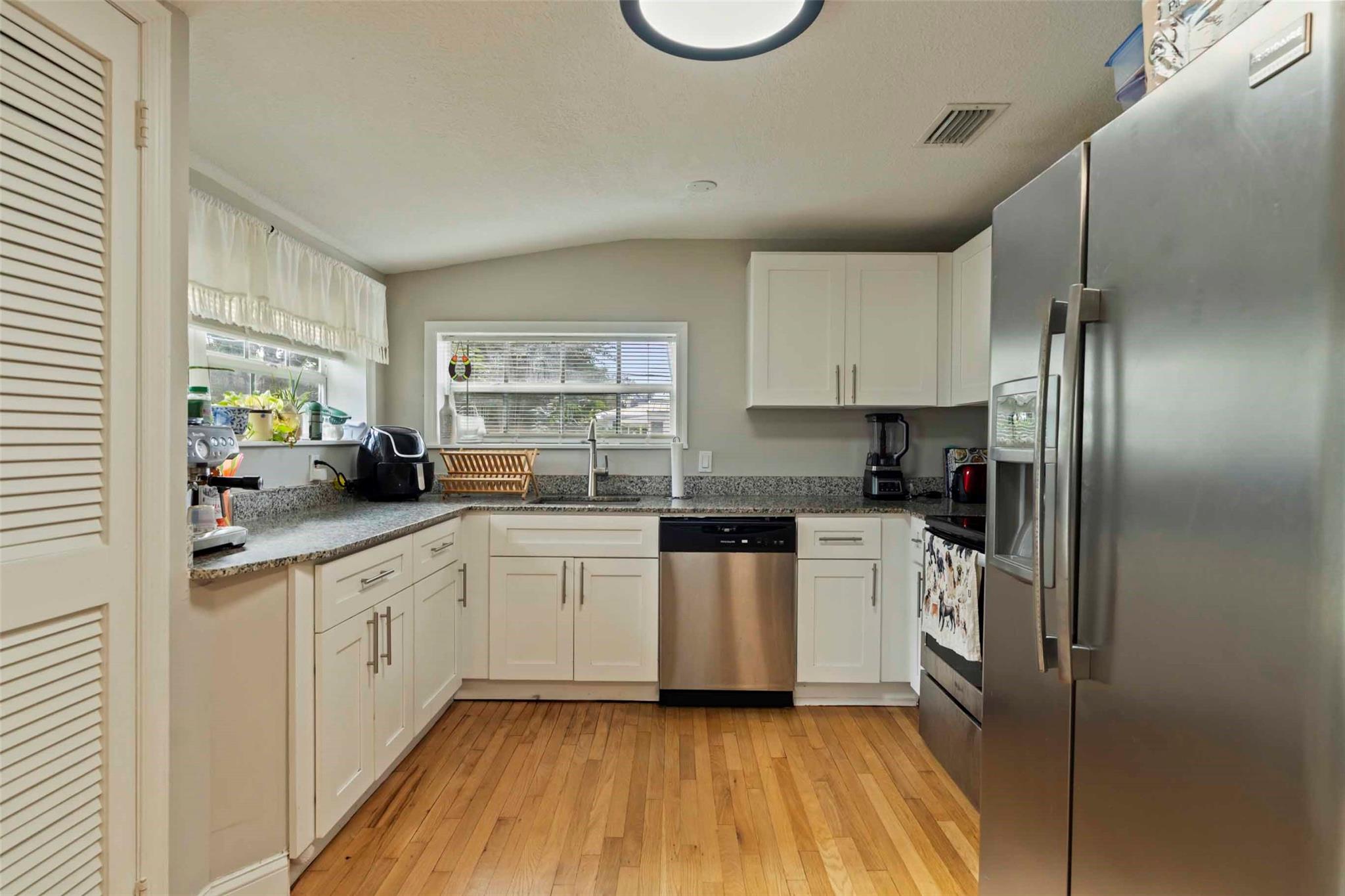 Holmberg & Mc Kees Sub 1- - Residential Lease