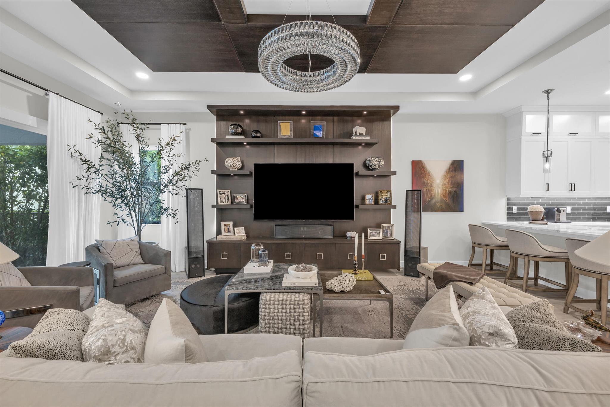 ARTISTRY - Residential