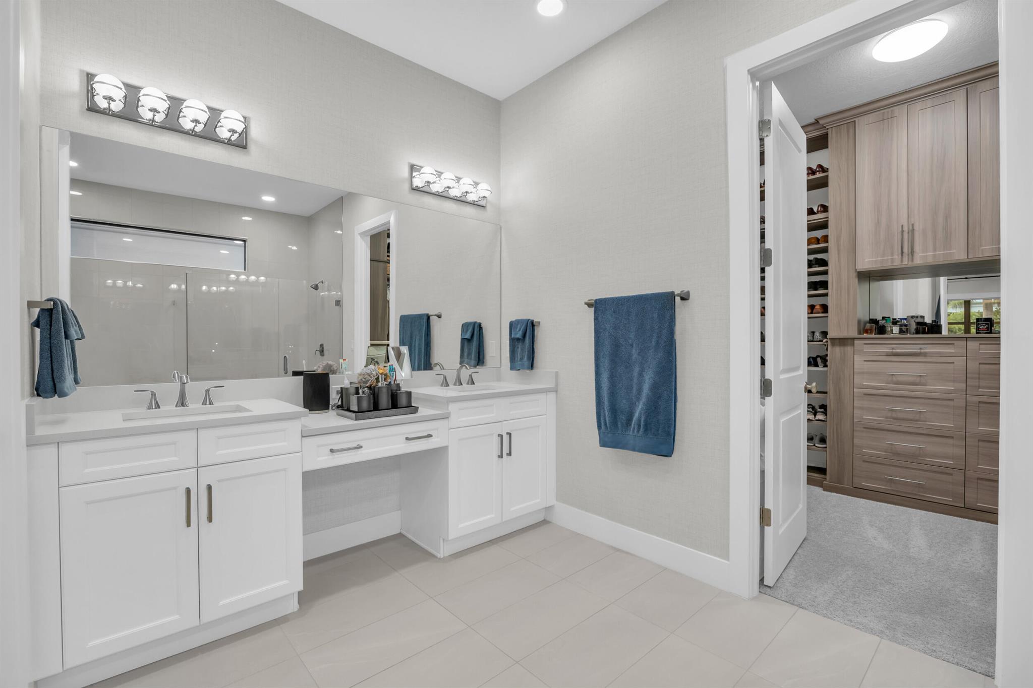 ARTISTRY - Residential