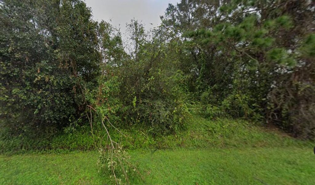 Photo of 7204 Pensacola Road, Fort Pierce, FL 34951 (MLS # B26021819)