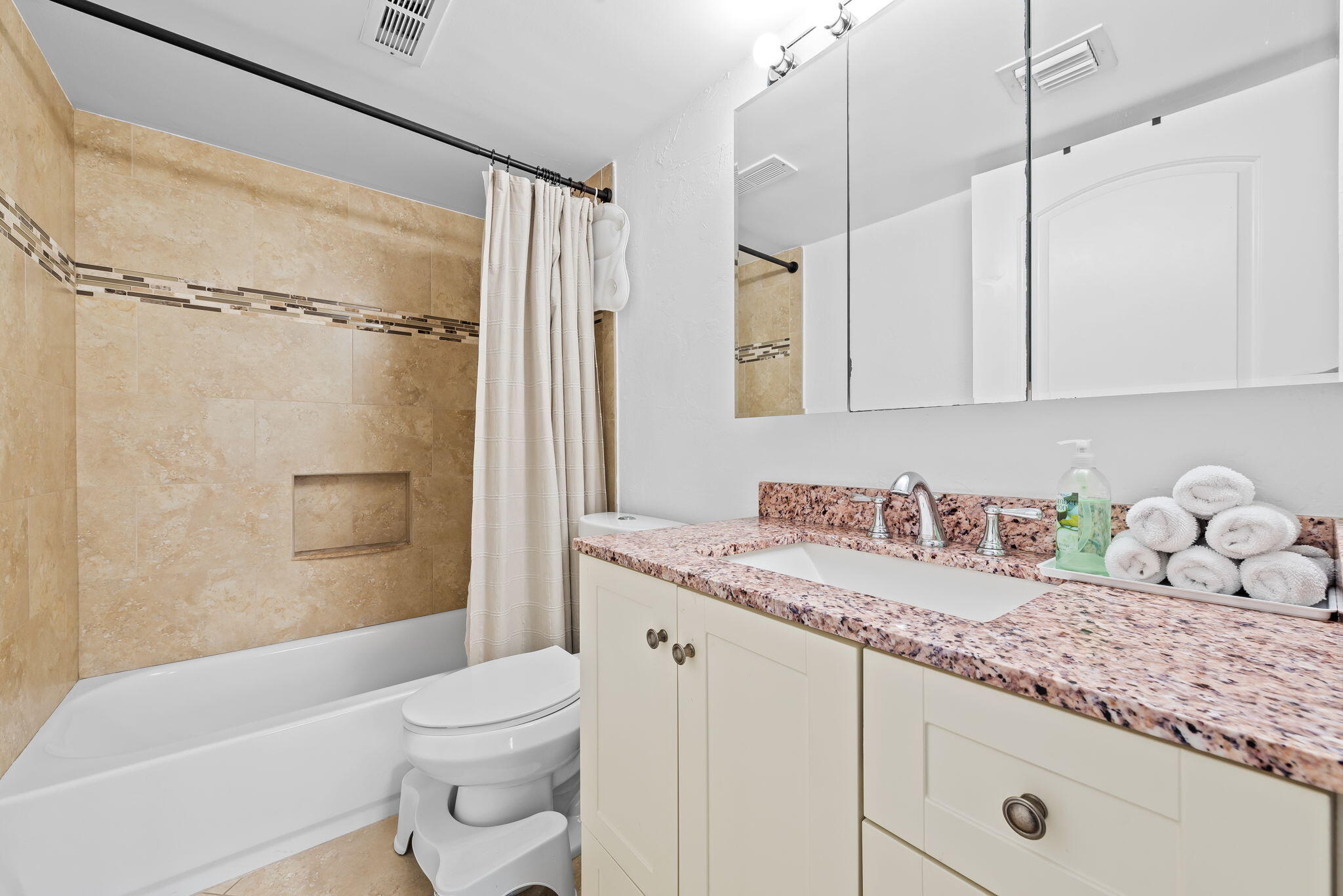 SABAL PINE EAST CONDO - Residential