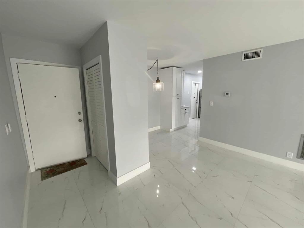 649 W Oakland Park Boulevard 211-A