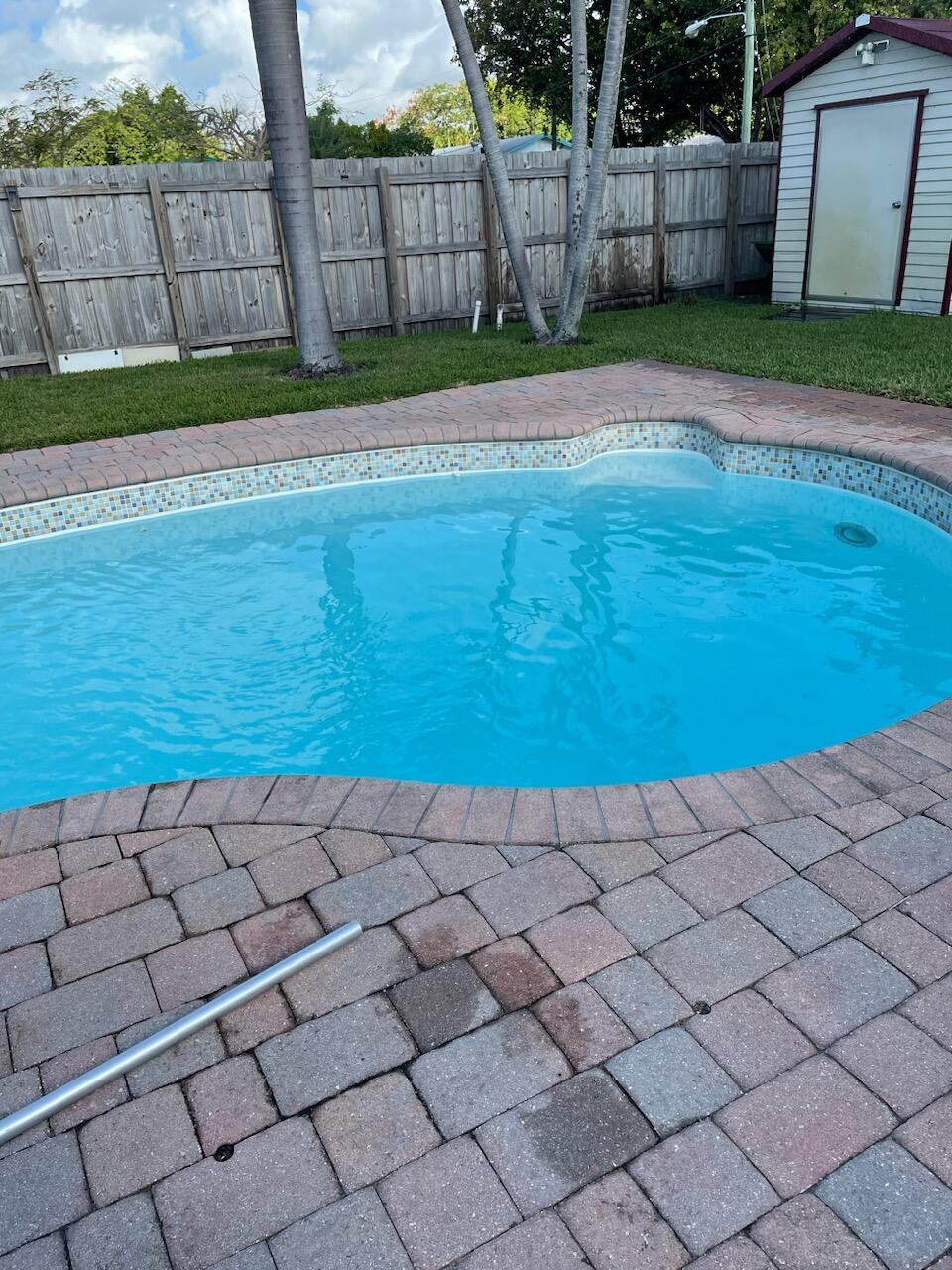 PALM BEACH FARMS CO 7 - Residential