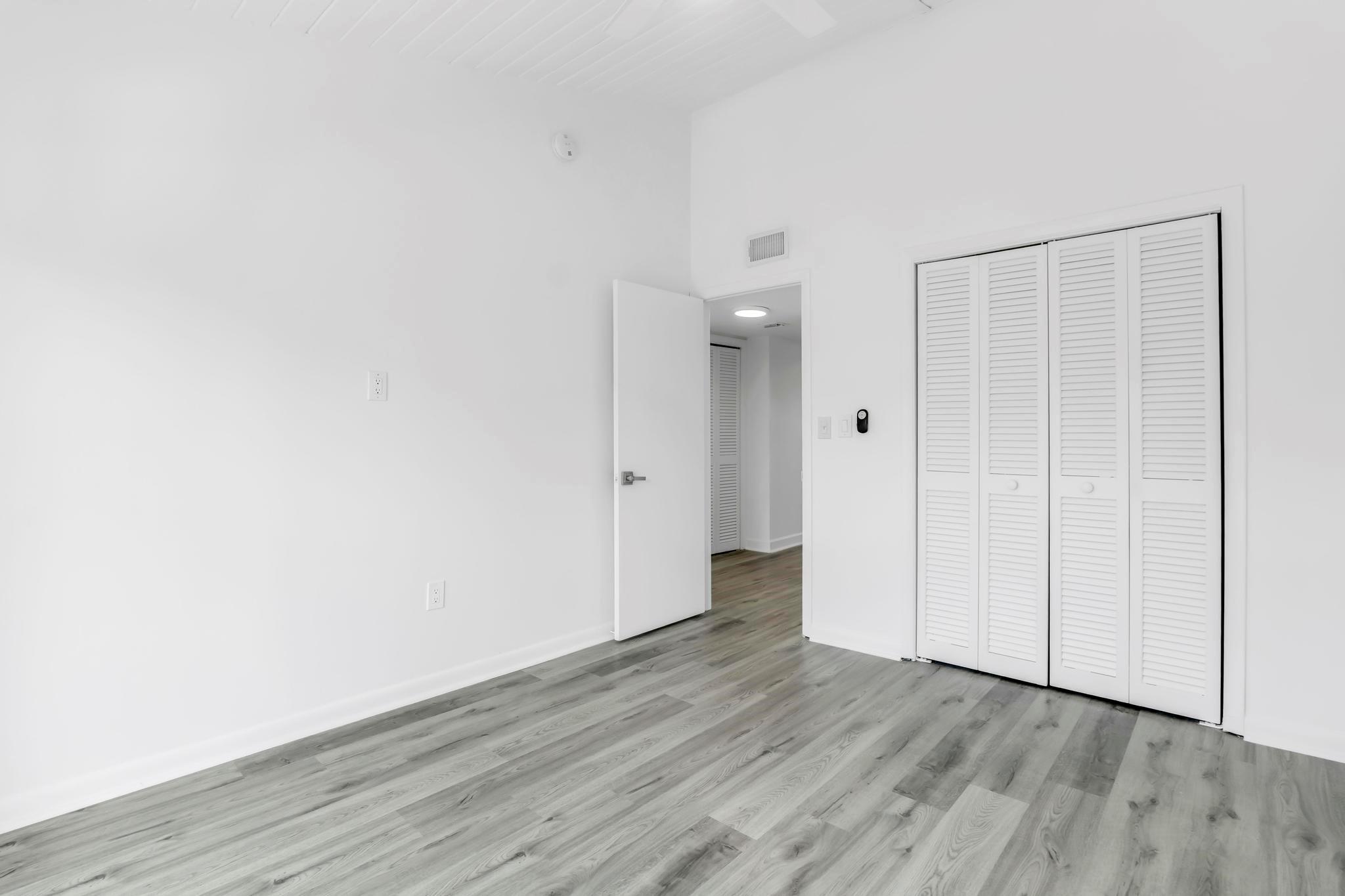 SHORE CLUB CONDO - Residential Lease