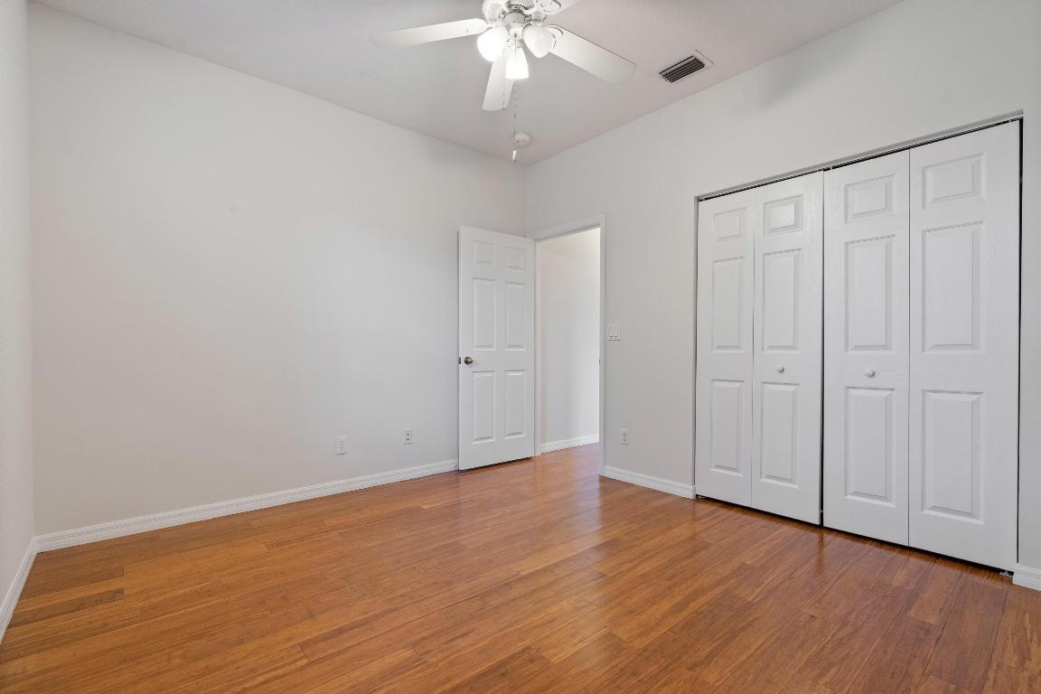 HANOVER SQUARE - Residential