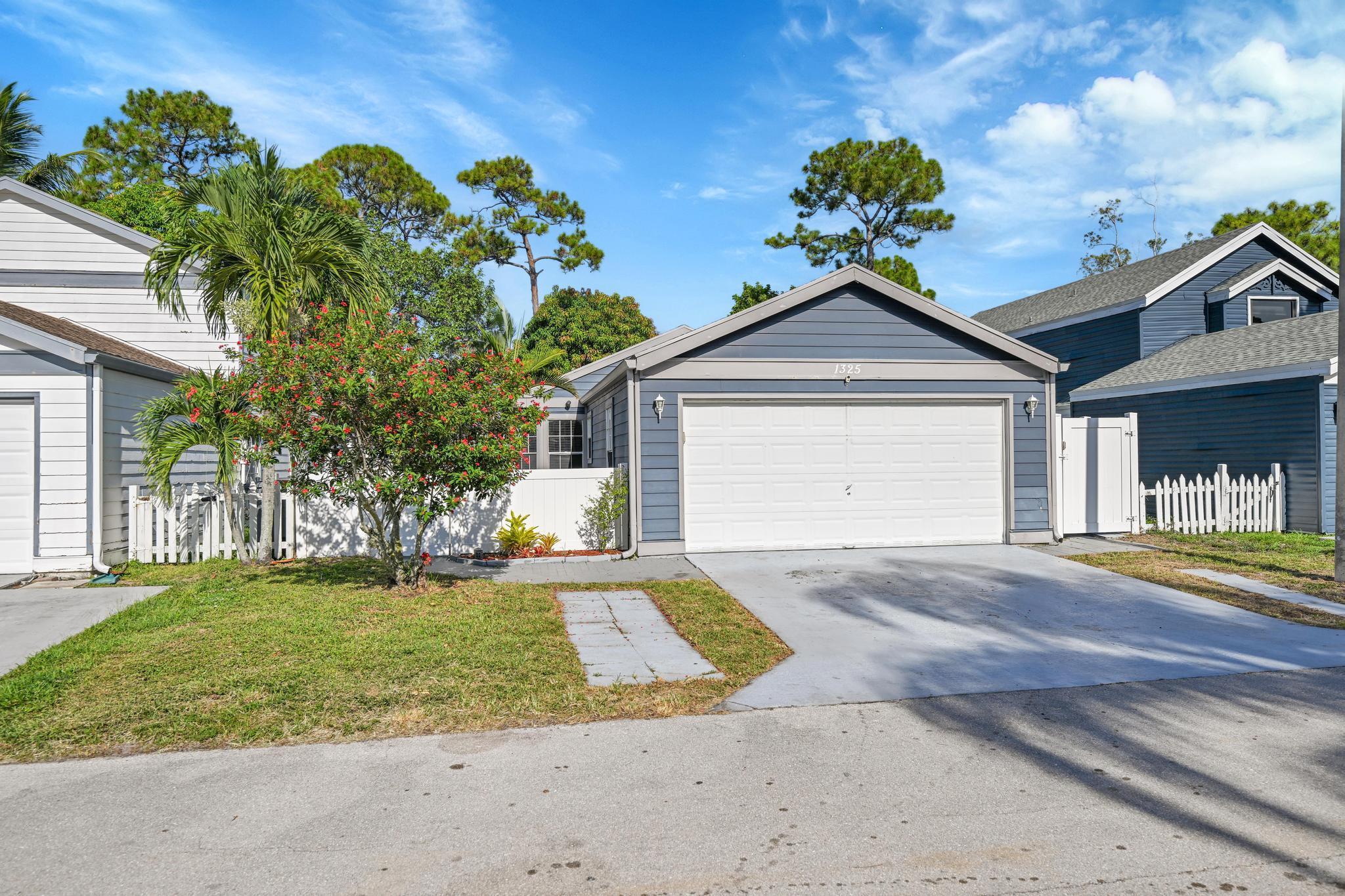 1325 Strawberry Lane