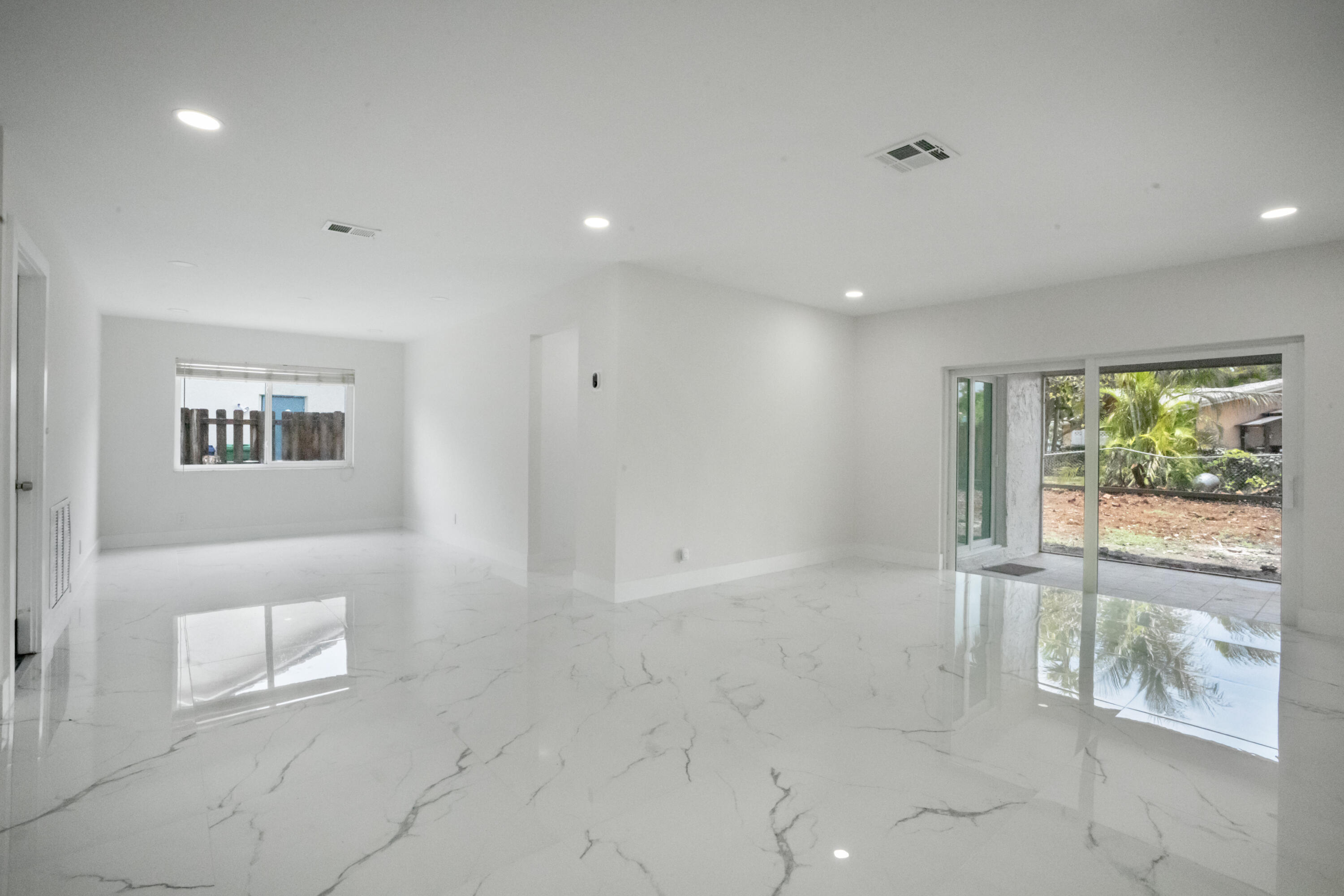 FOREST HILLS SOUTH - Residential