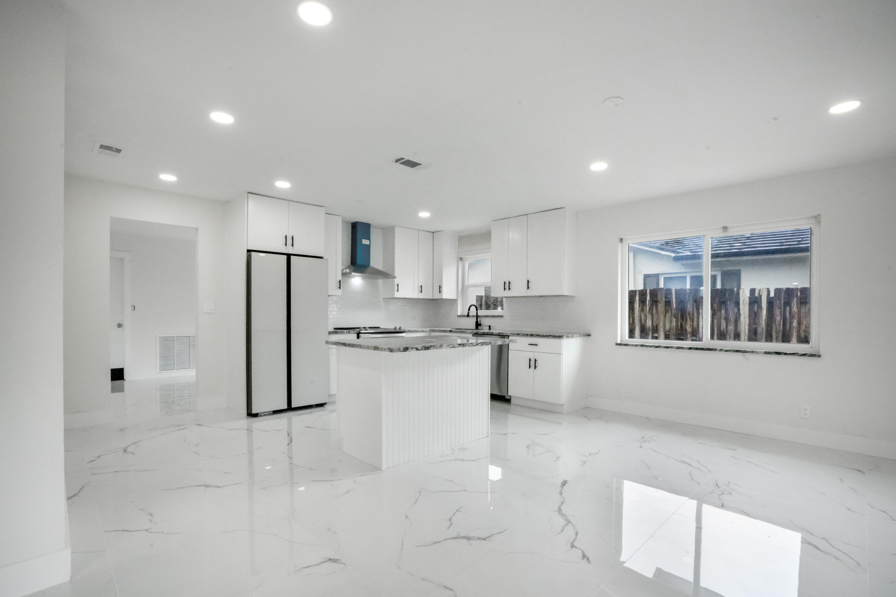FOREST HILLS SOUTH - Residential