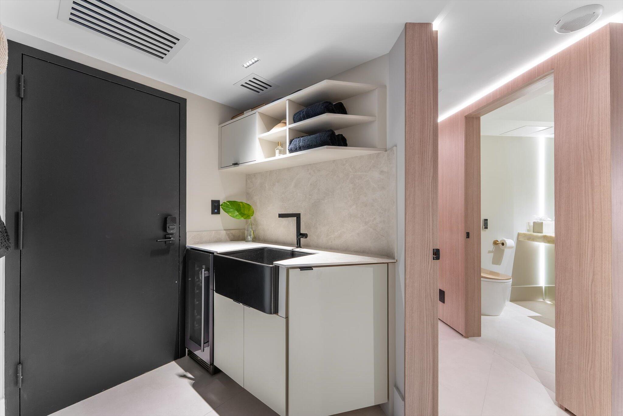 PARKER HIGHLAND CONDO - Residential