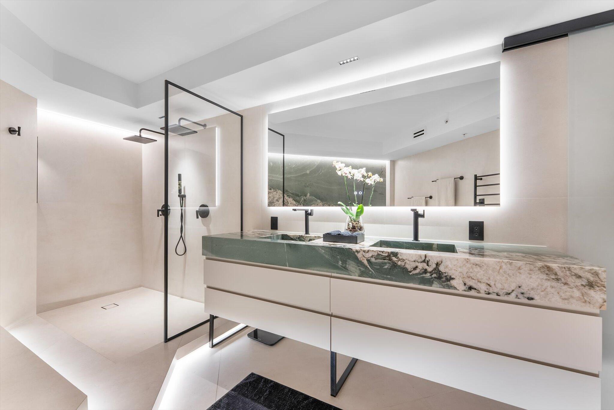 PARKER HIGHLAND CONDO - Residential