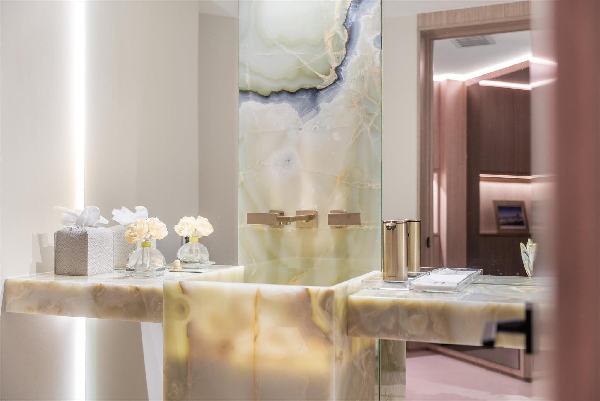 PARKER HIGHLAND CONDO - Residential