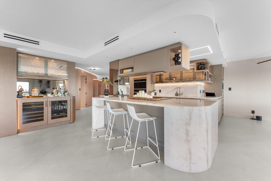 PARKER HIGHLAND CONDO - Residential