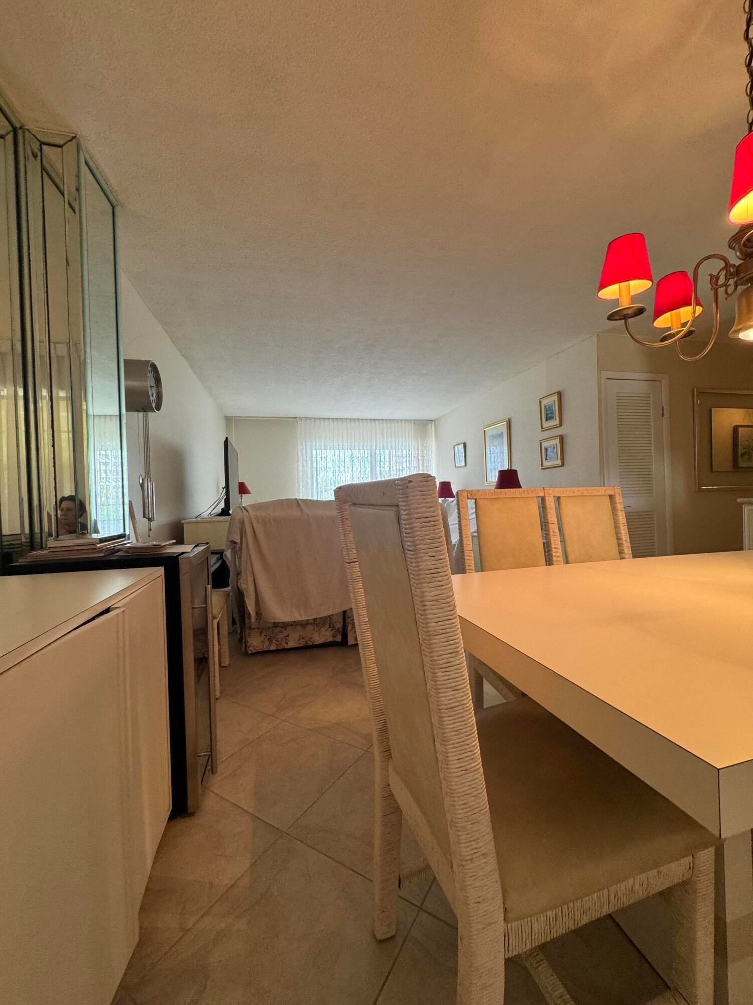 220 Kings Point Drive 210, Sunny Isles Beach FL 33160