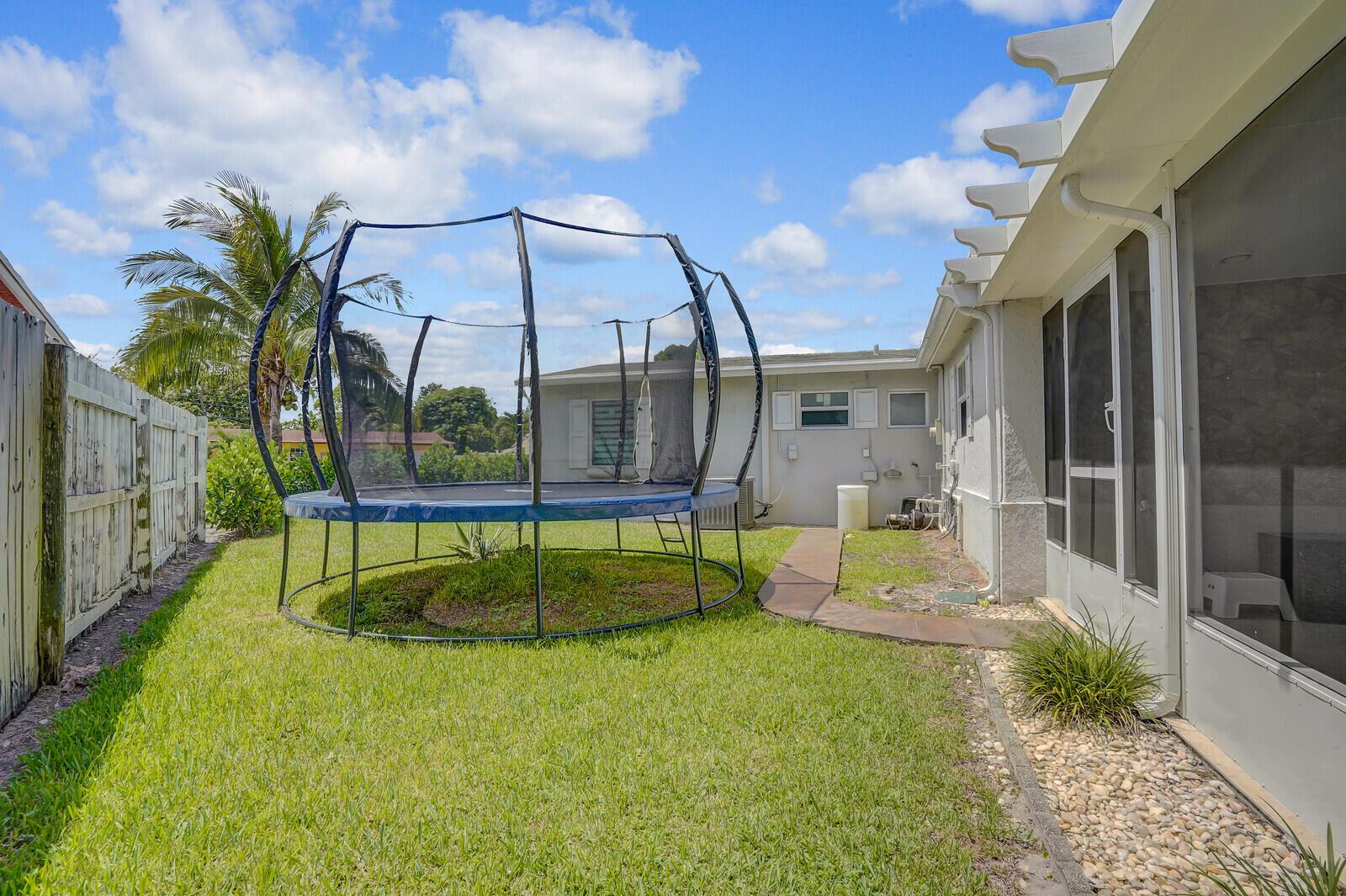 FROST PARK - Residential