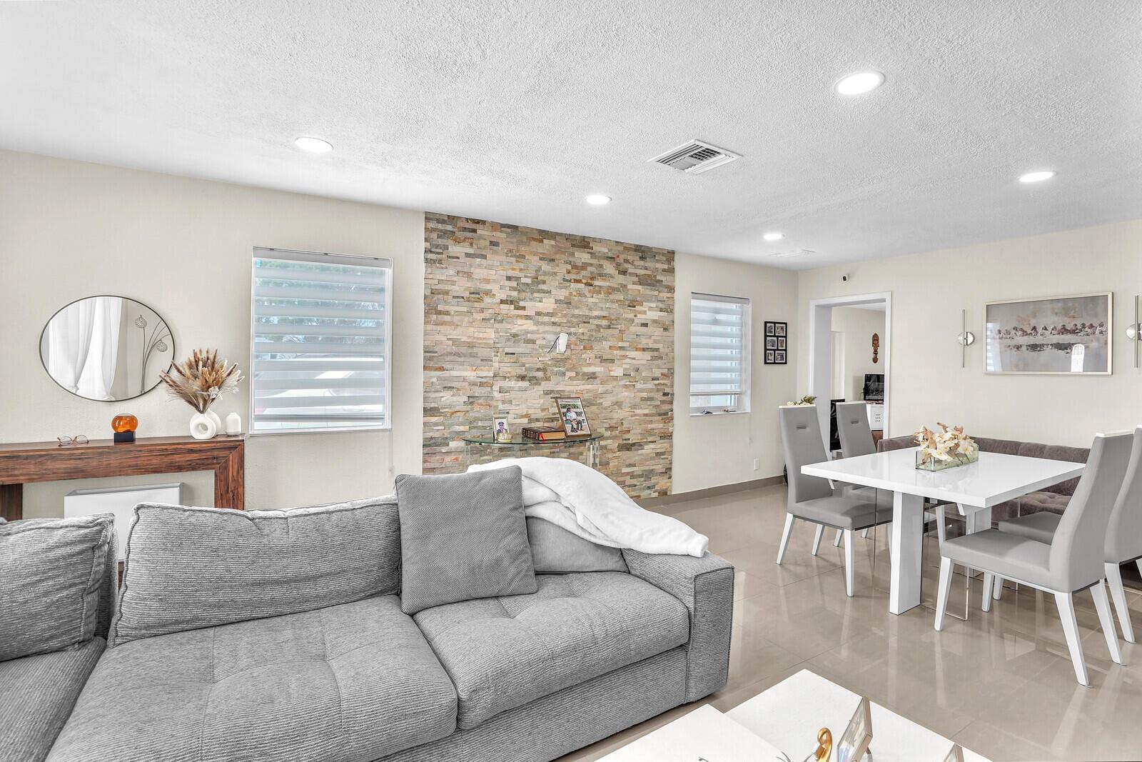 FROST PARK - Residential