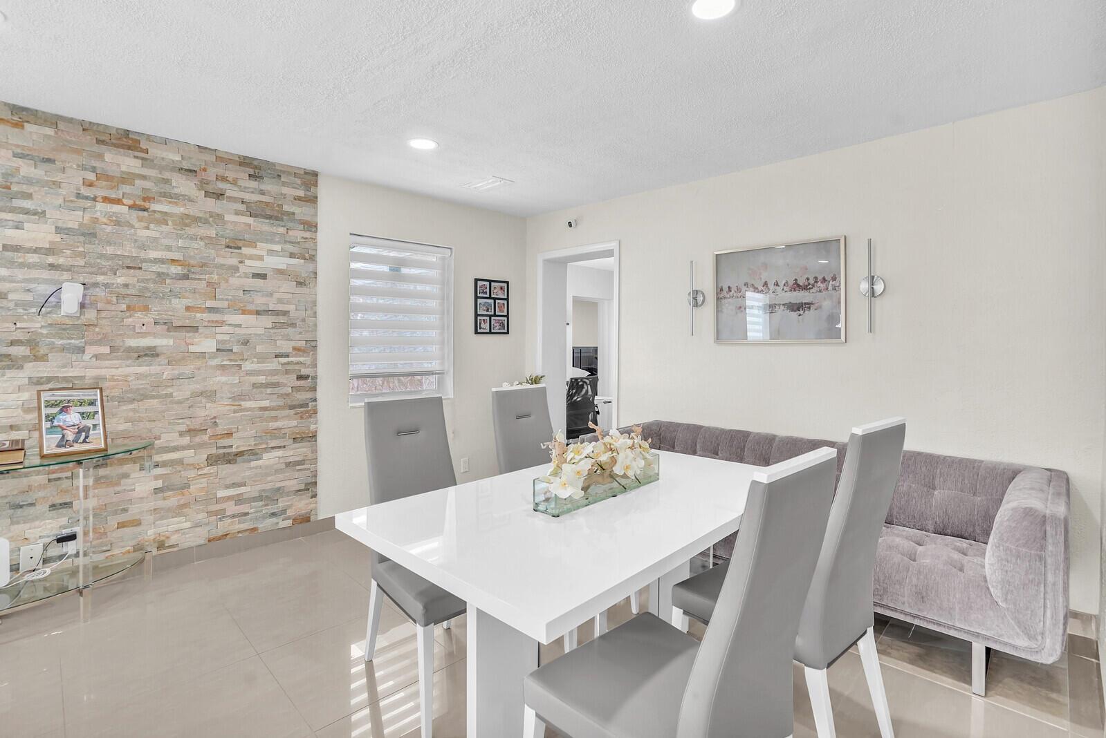 FROST PARK - Residential