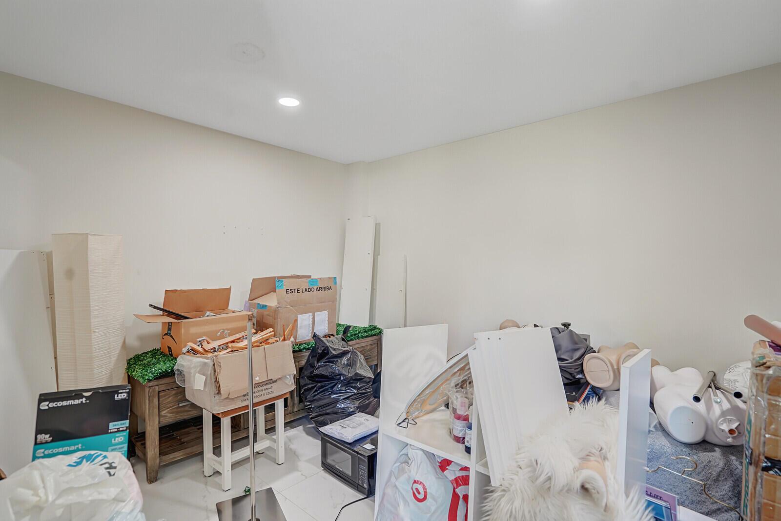 FROST PARK - Residential