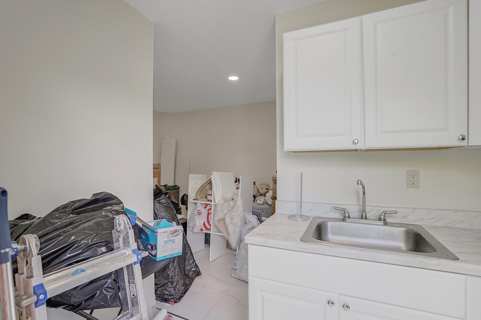 FROST PARK - Residential