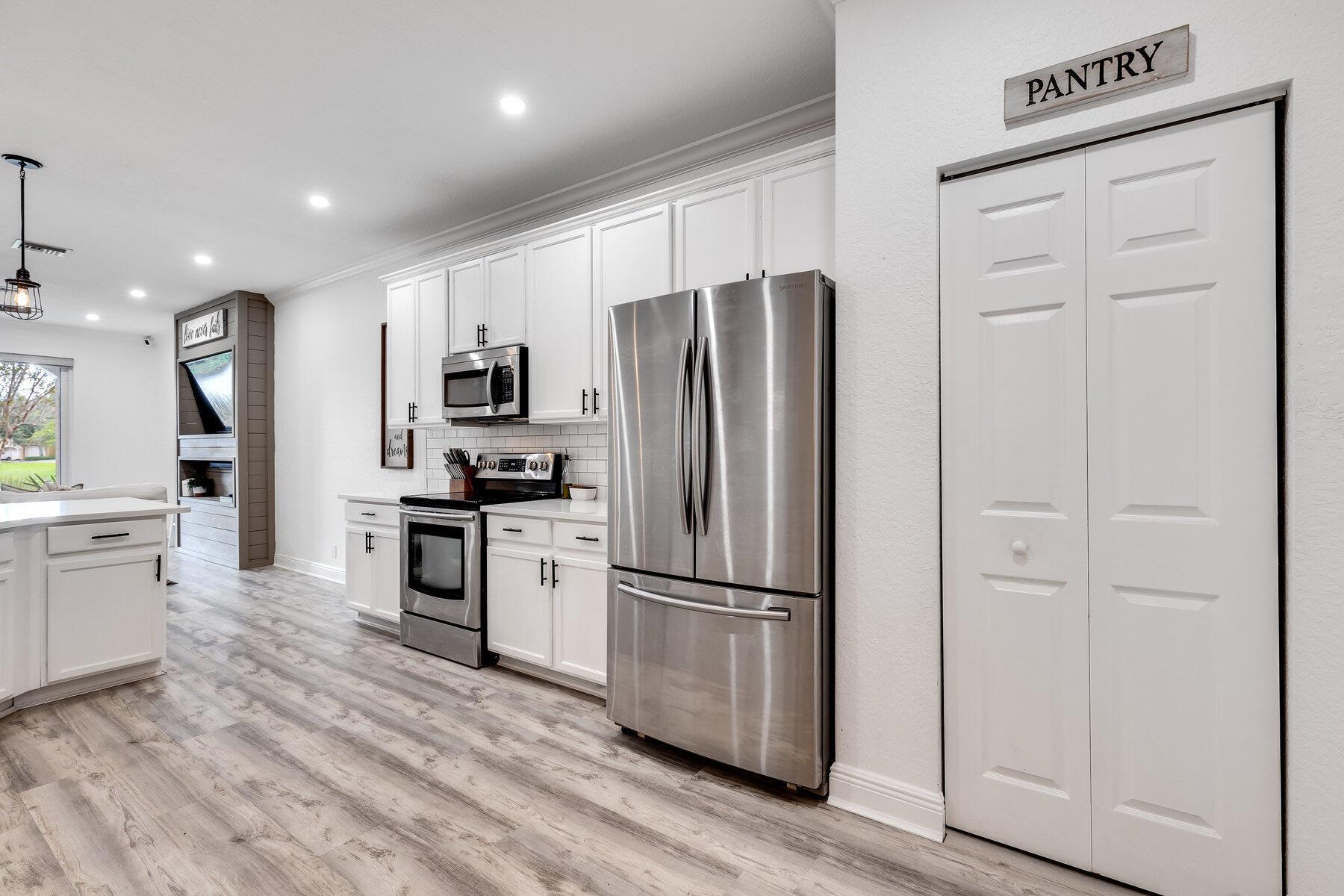 LEGENDS AT THE GARDENS CO - Residential