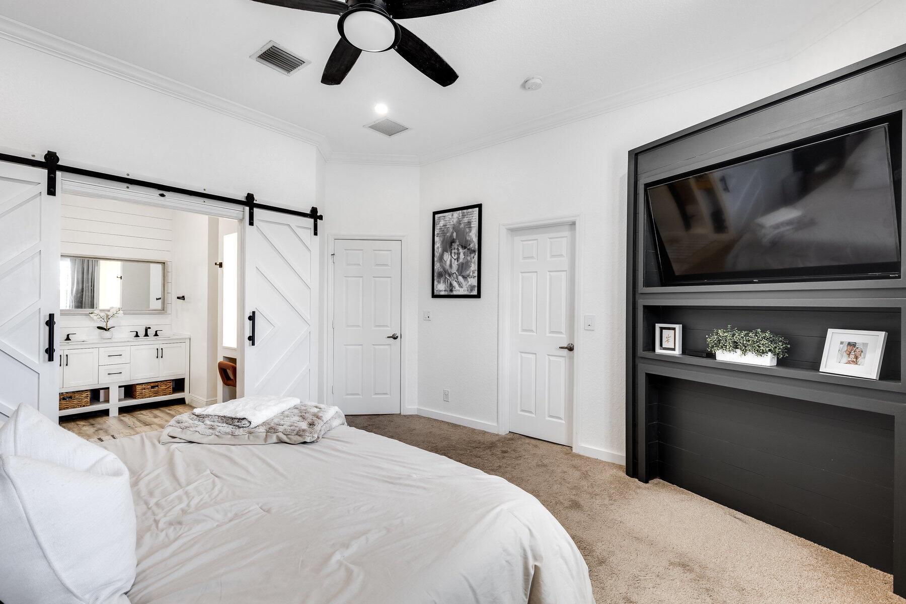 LEGENDS AT THE GARDENS CO - Residential