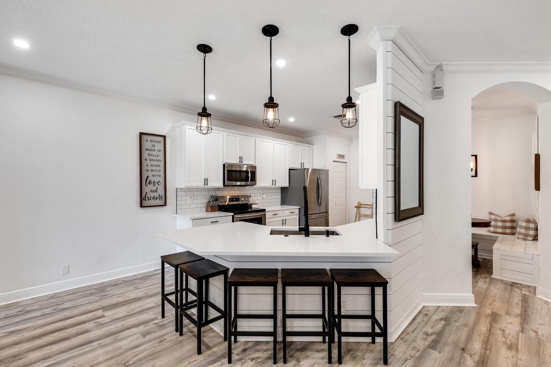 LEGENDS AT THE GARDENS CO - Residential