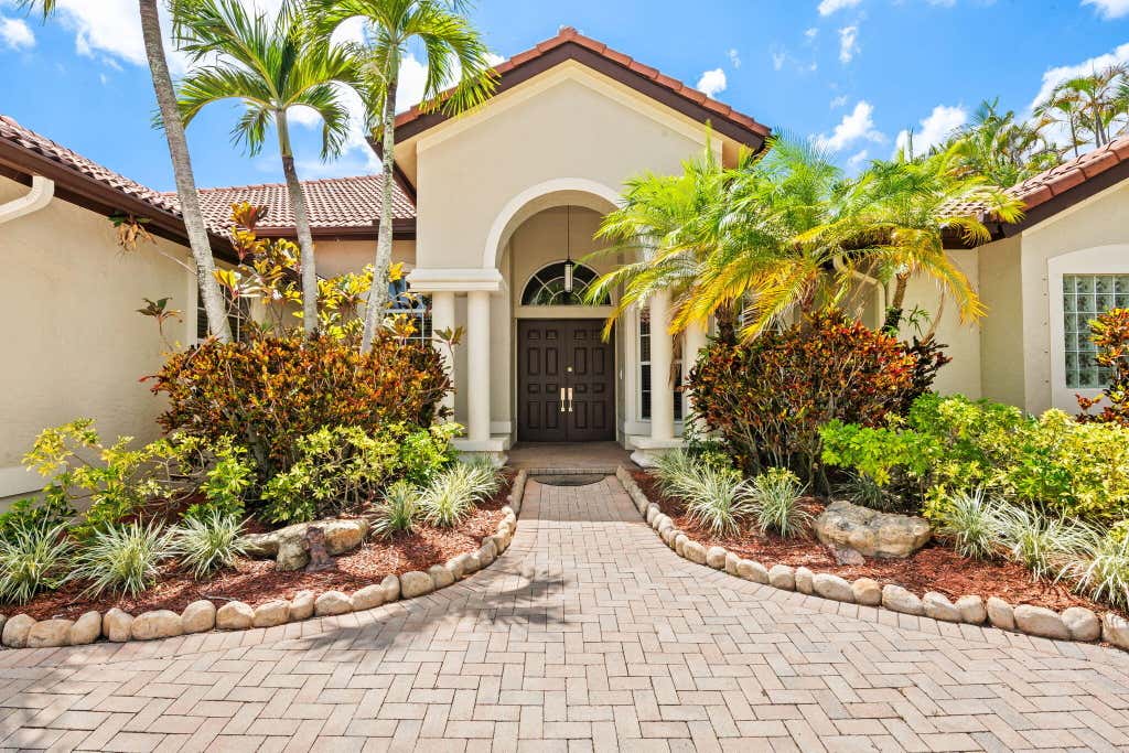 Photo of 21337 ROCK RIDGE Drive, Boca Raton, FL 33428 (MLS # B26065457)