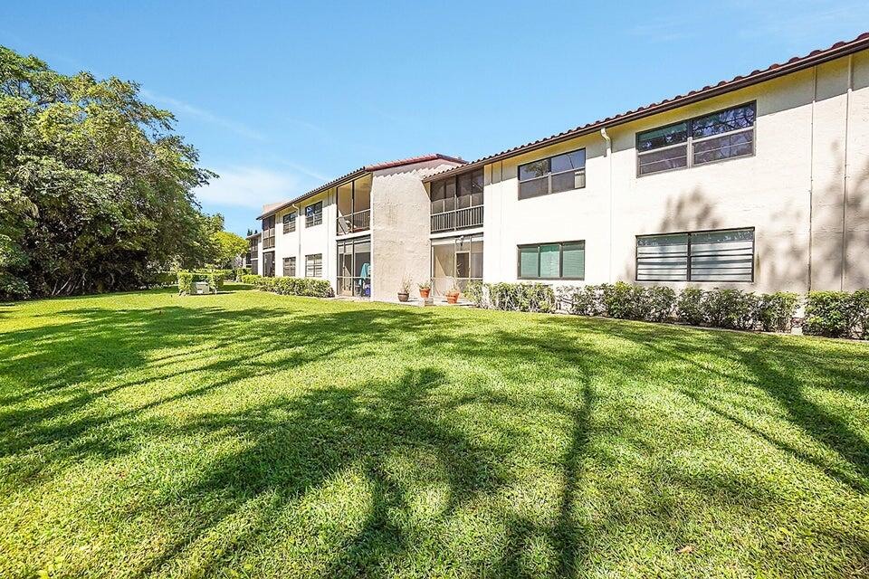 VISTAS OF BOCA LAGO CONDO - Residential Lease