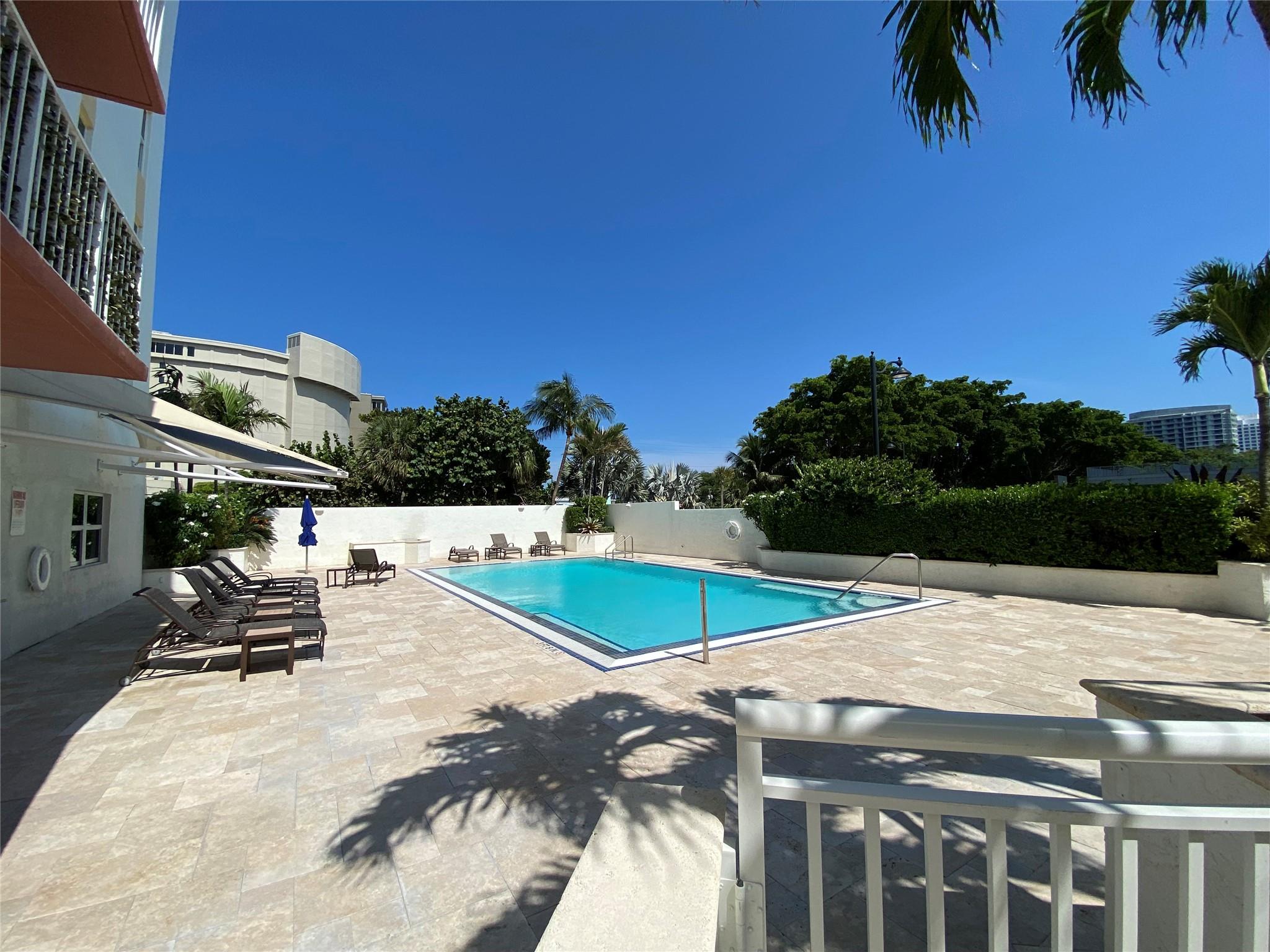 3000 E Sunrise Blvd 3C