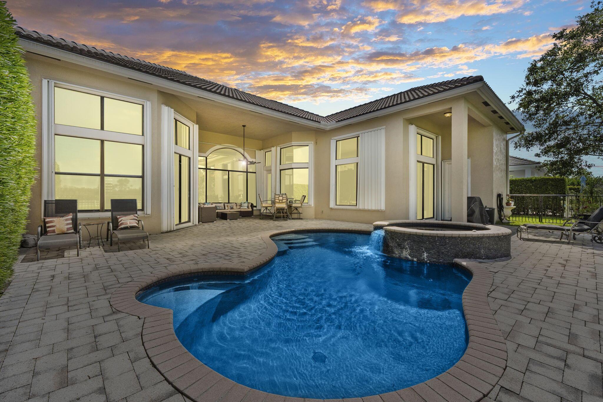 9289 Equus Circle
