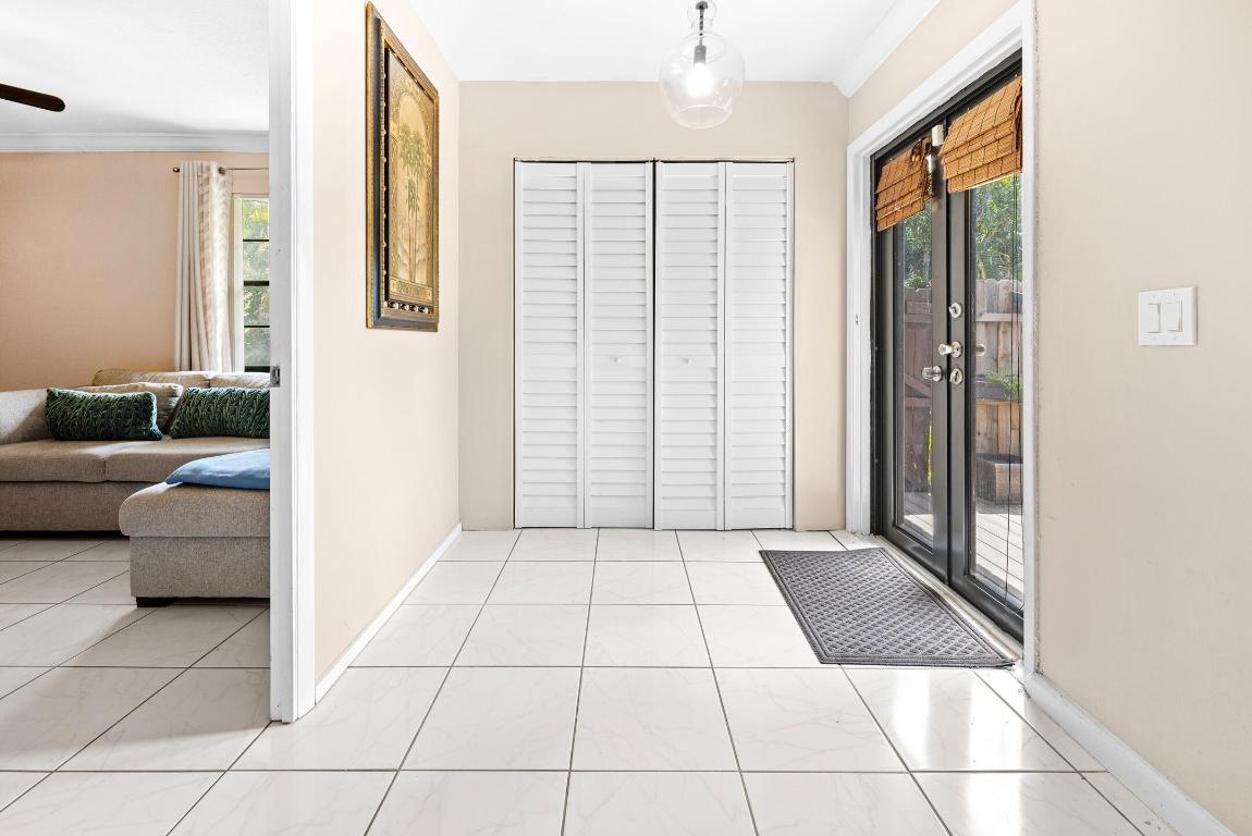 VILLAGE OF TURNBERRY - Residential