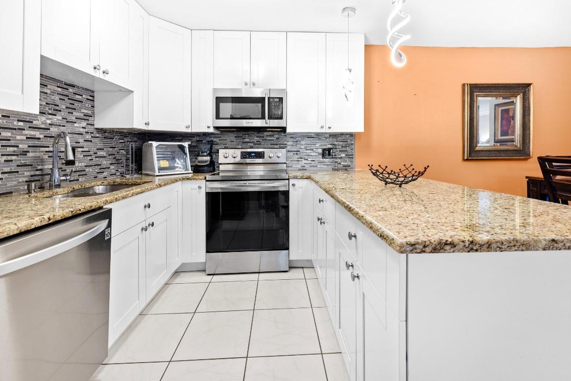 VILLAGE OF TURNBERRY - Residential