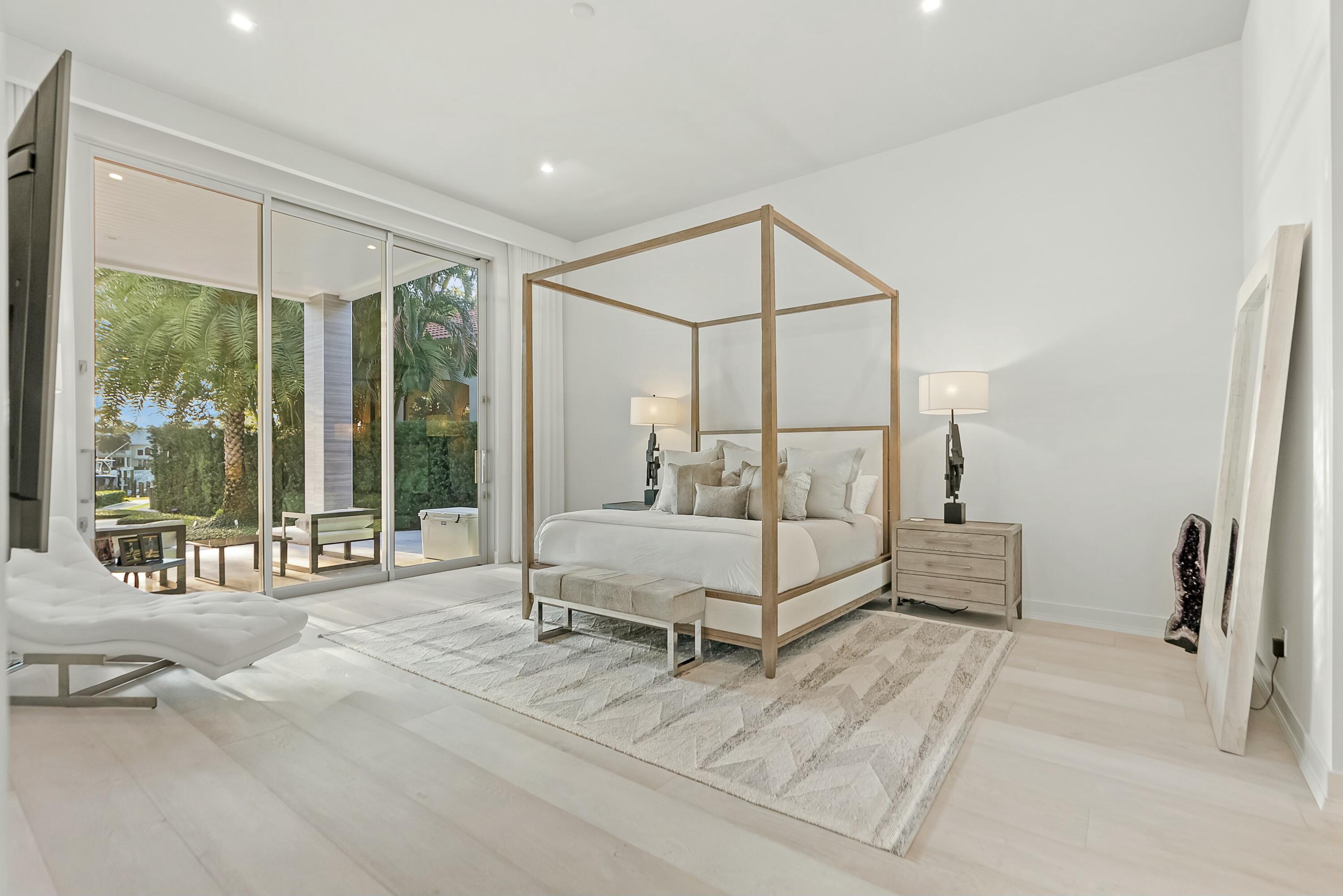 JUNO ISLES 1 - Residential