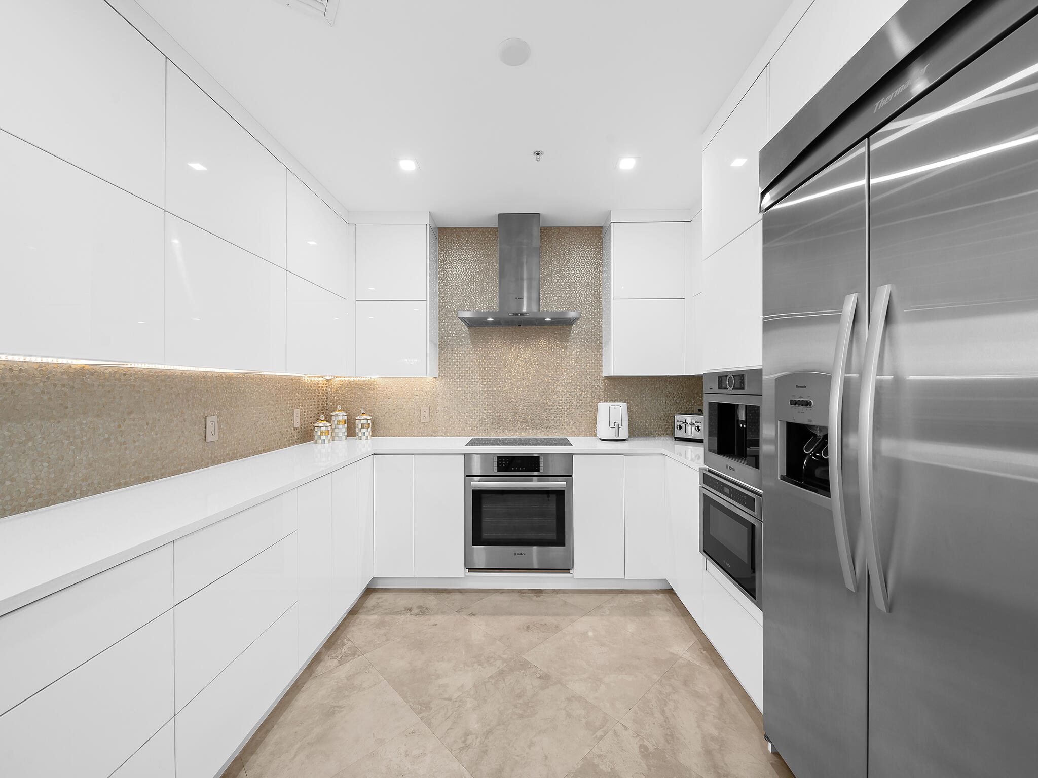 ARIA AT LAS OLAS CONDO - Residential Lease