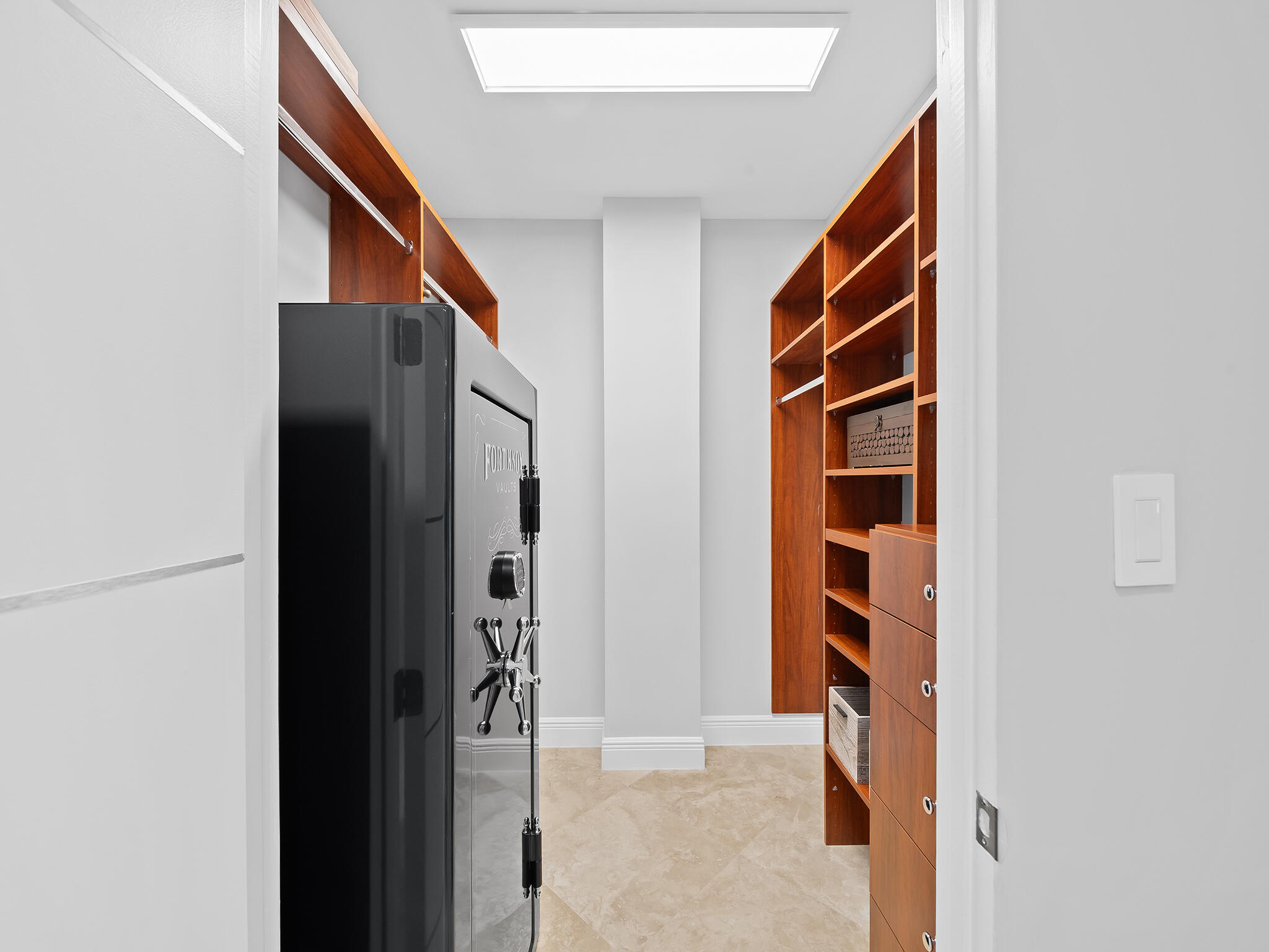 ARIA AT LAS OLAS CONDO - Residential Lease