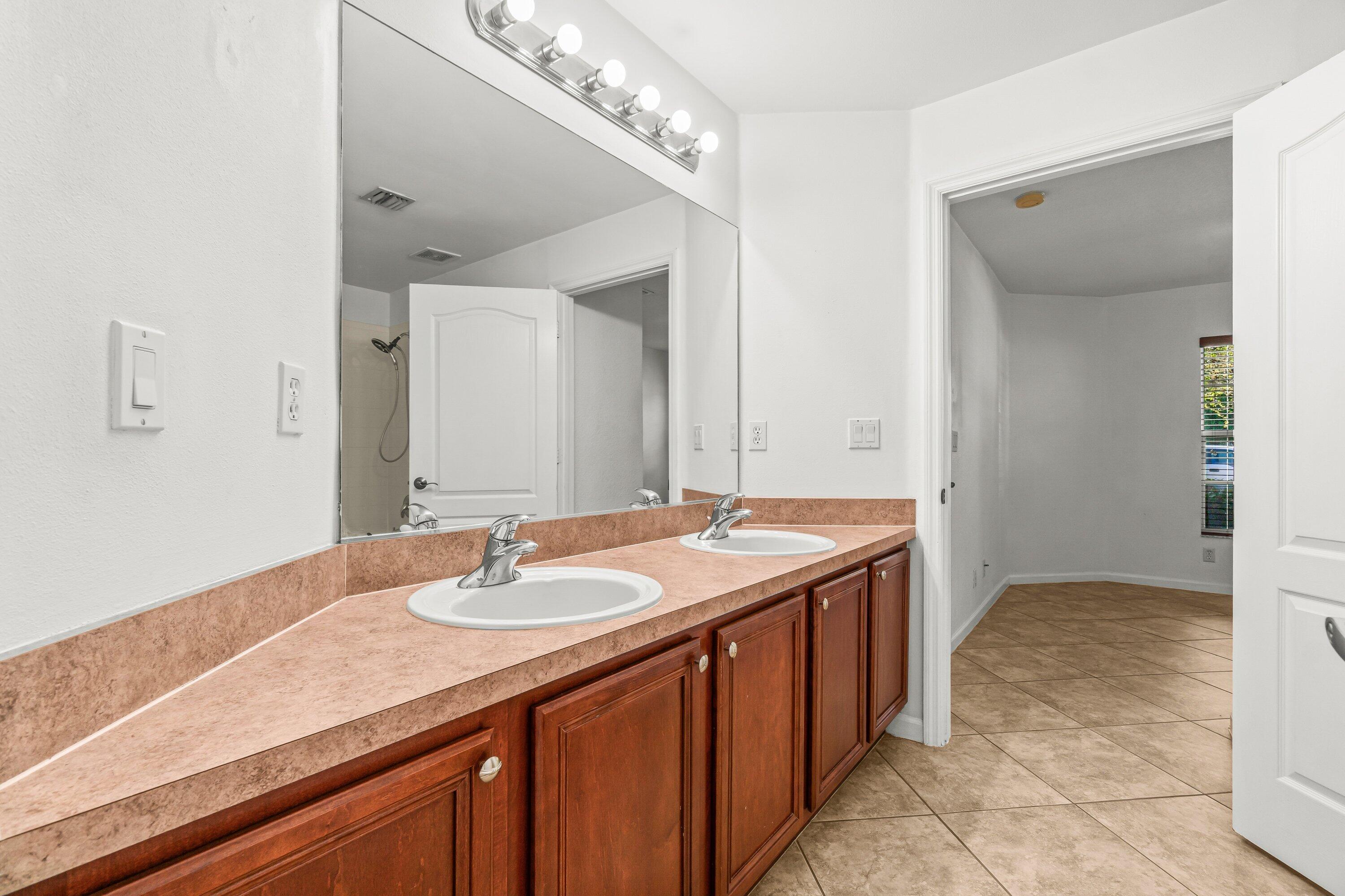 ANTHONY GROVES PH 1 - Residential