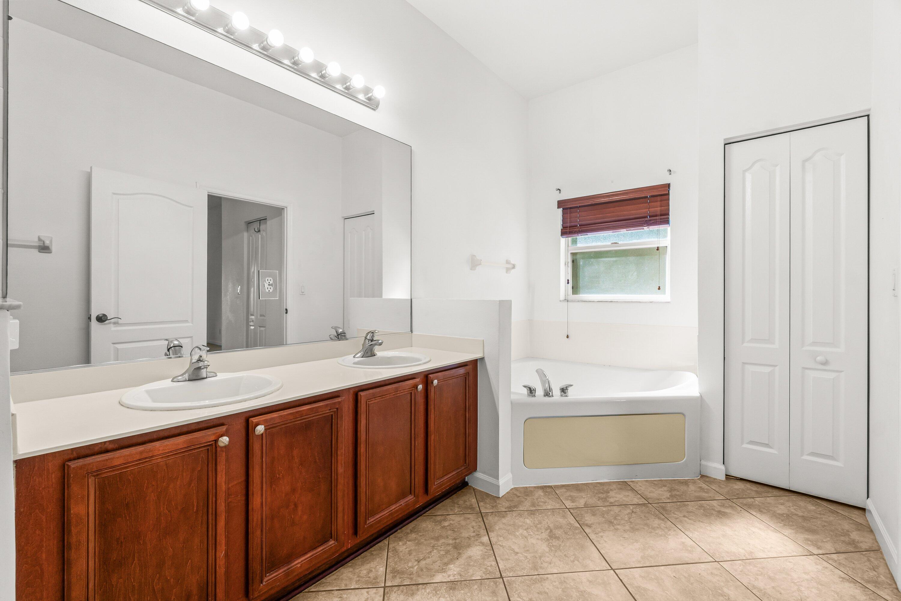 ANTHONY GROVES PH 1 - Residential