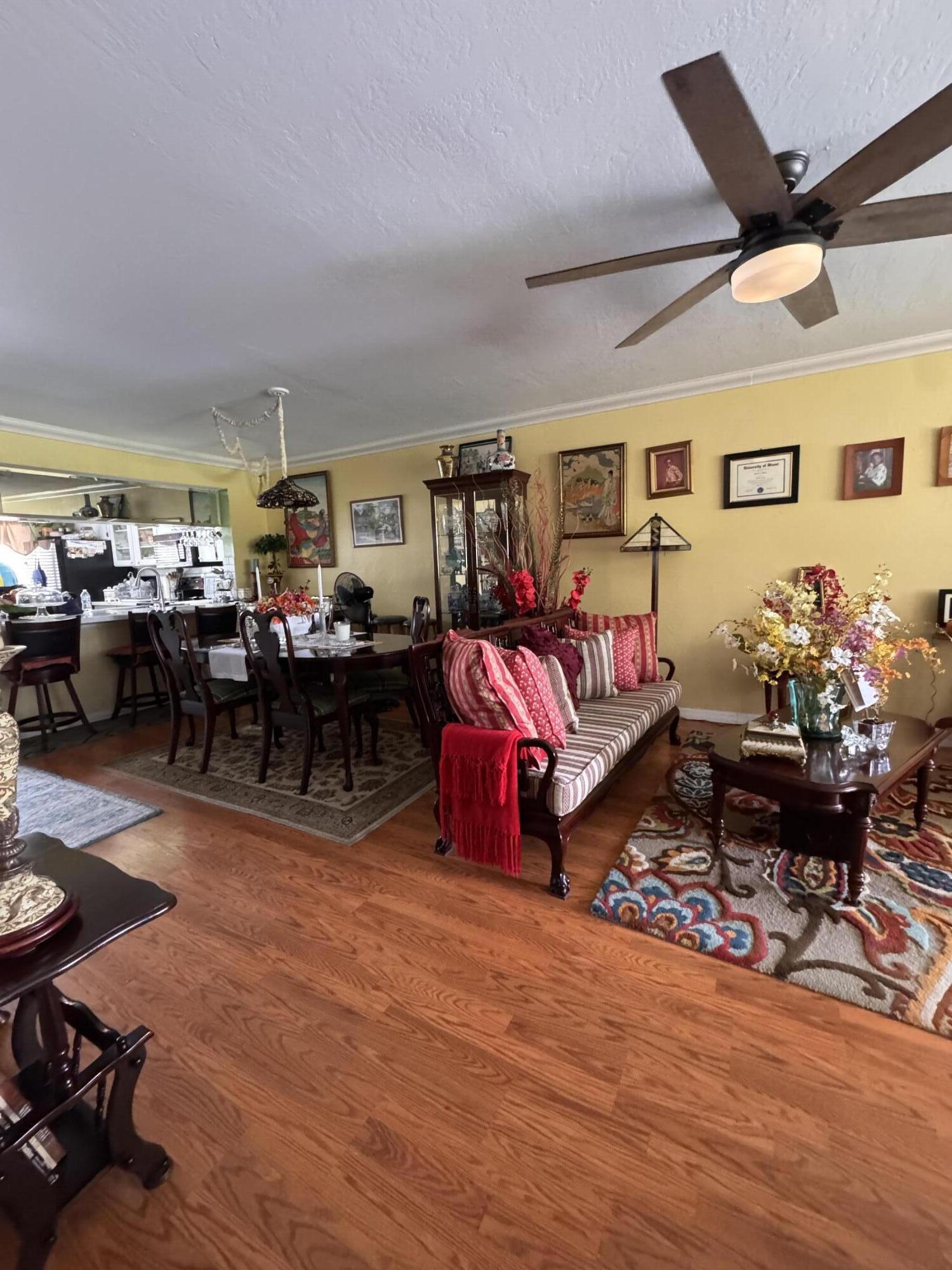 PALM BEACH TRACE CONDO - Residential