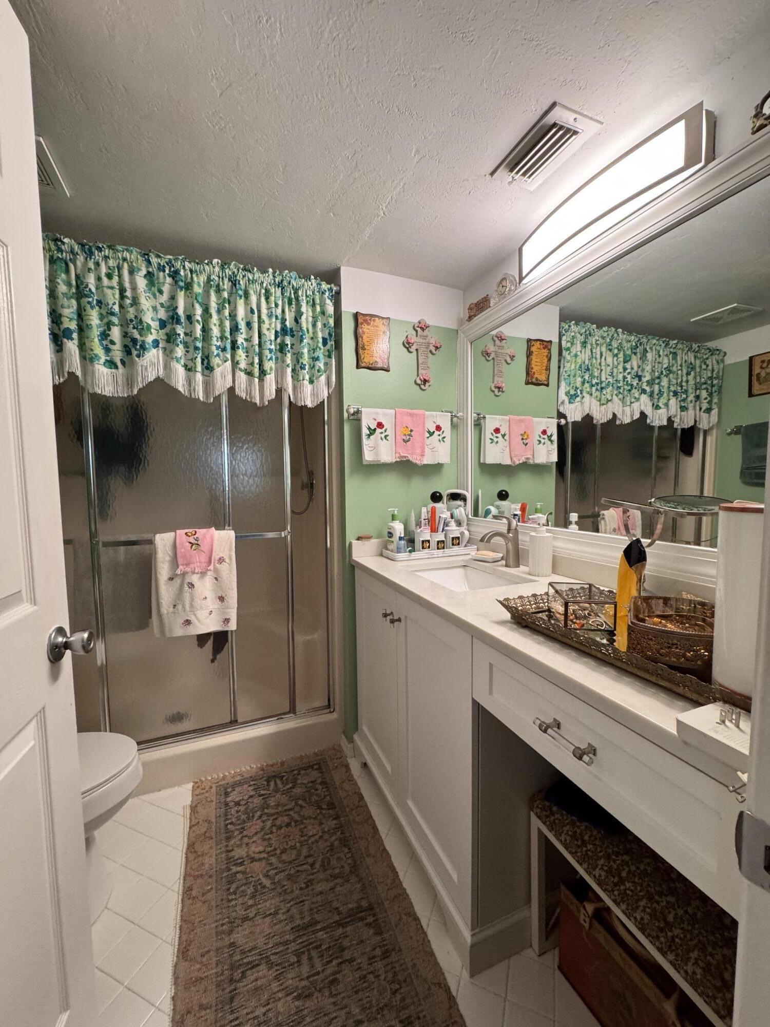 PALM BEACH TRACE CONDO - Residential