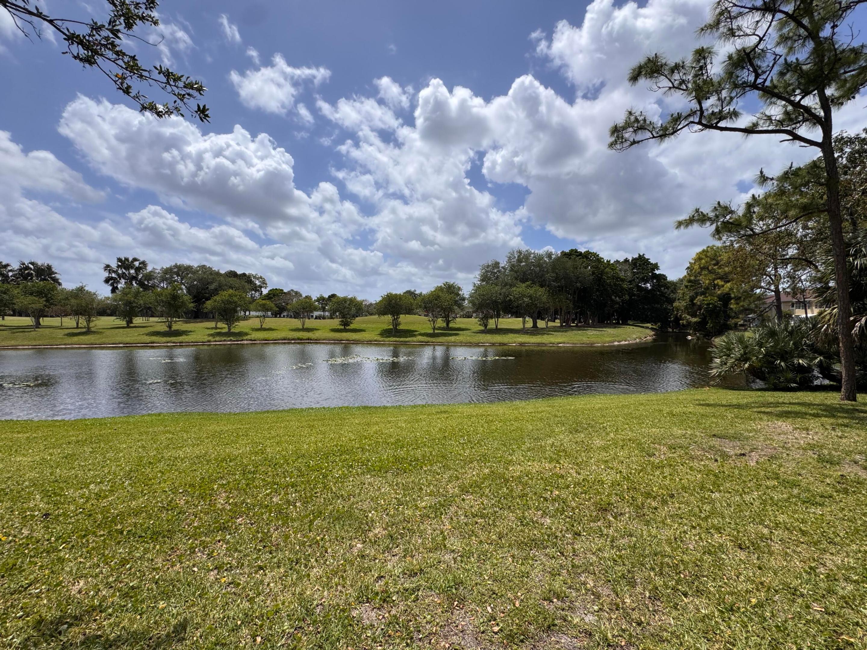 PALM BEACH TRACE CONDO - Residential